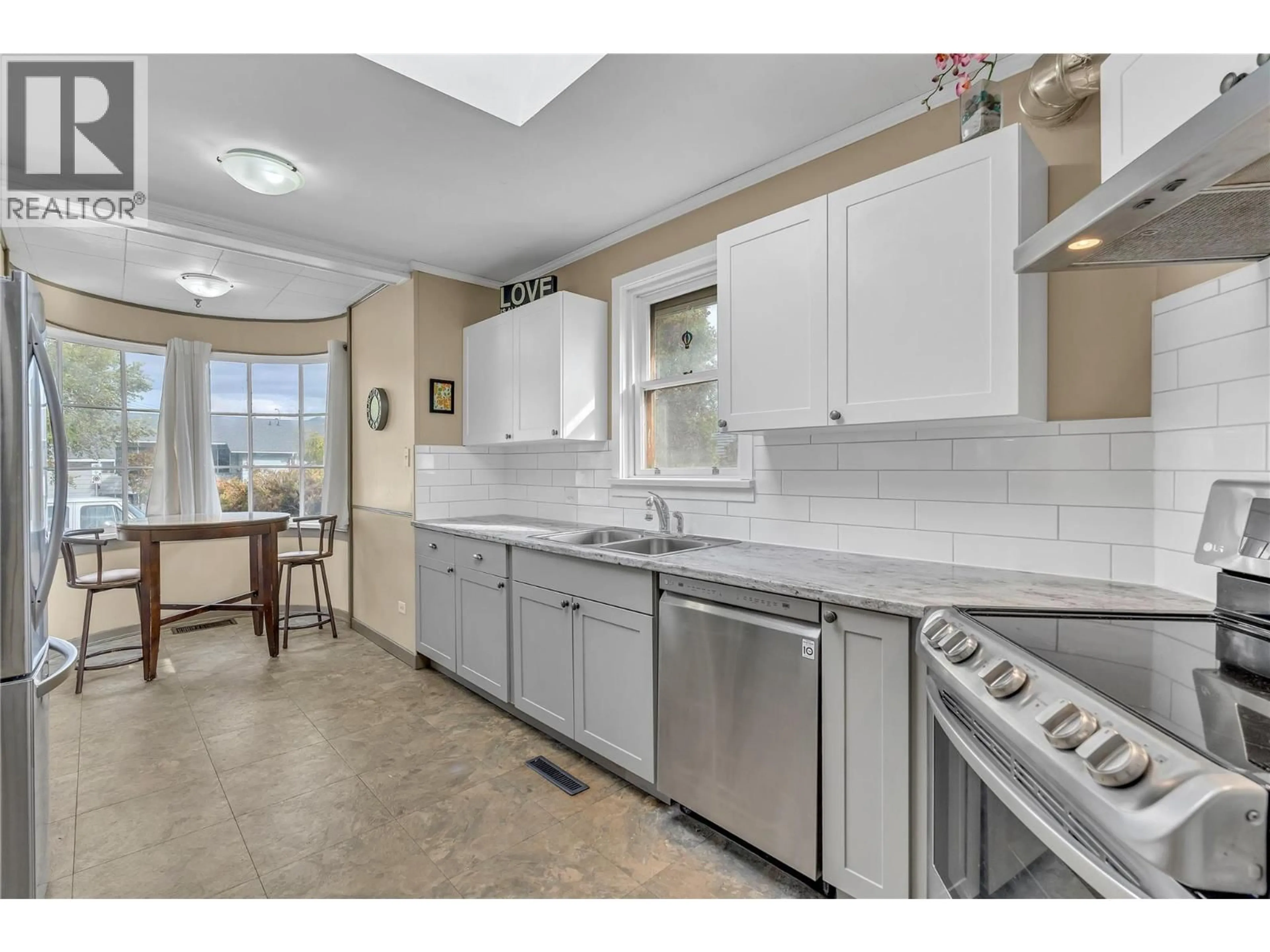Standard kitchen, ceramic/tile floor for 796 CHASE AVENUE, Penticton British Columbia V2A2H9