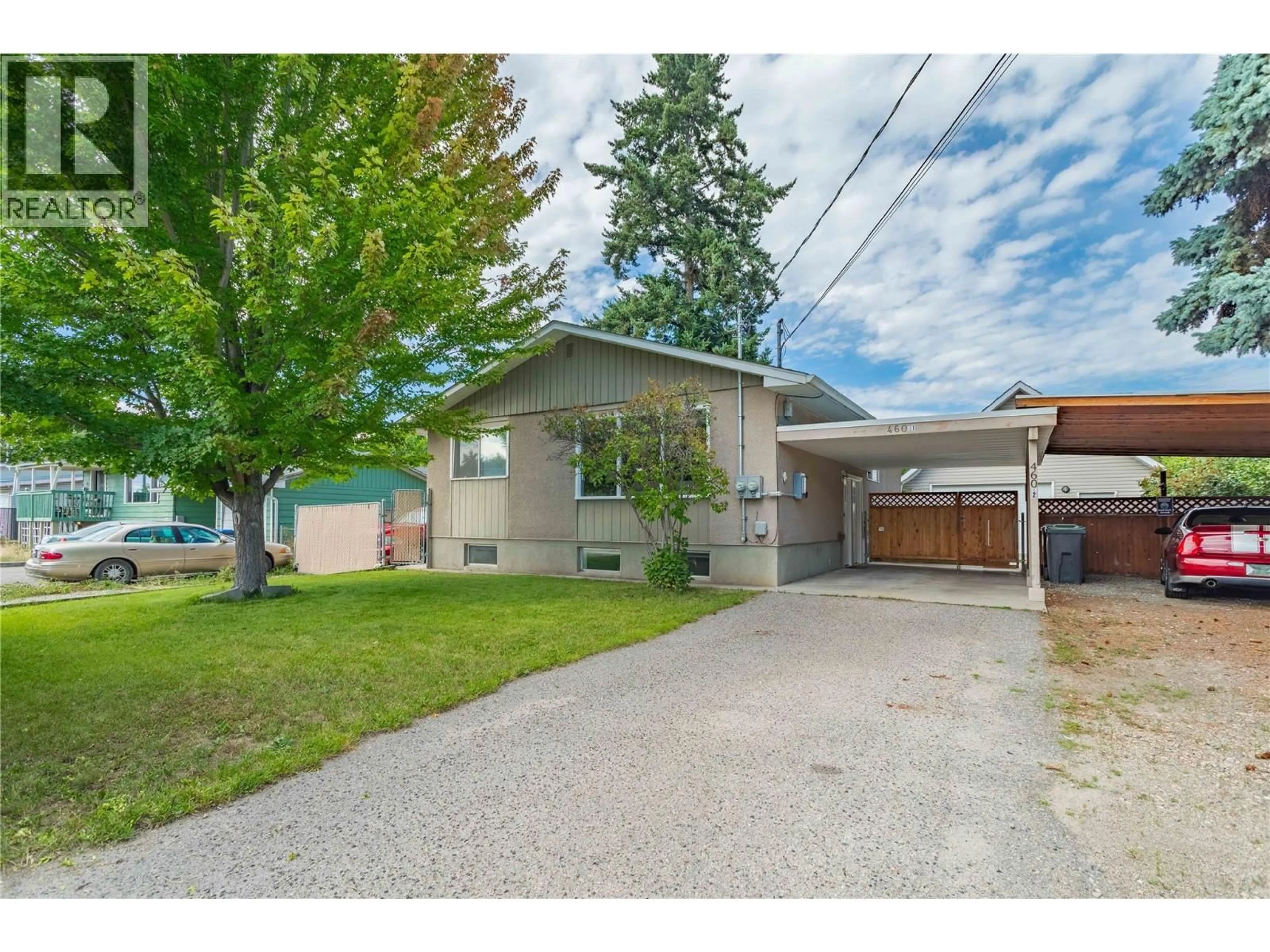 A pic from outside/outdoor area/front of a property/back of a property/a pic from drone, street for 460 PERRY ROAD, Kelowna British Columbia V1X1H8