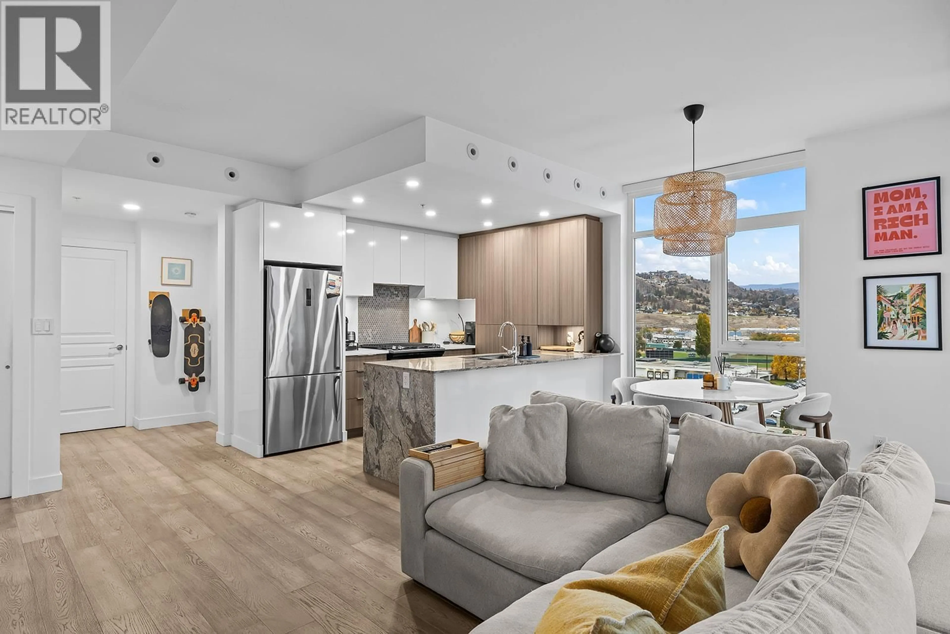 Open concept kitchen, unknown for 905 - 1151 SUNSET DRIVE, Kelowna British Columbia V1Y0G2