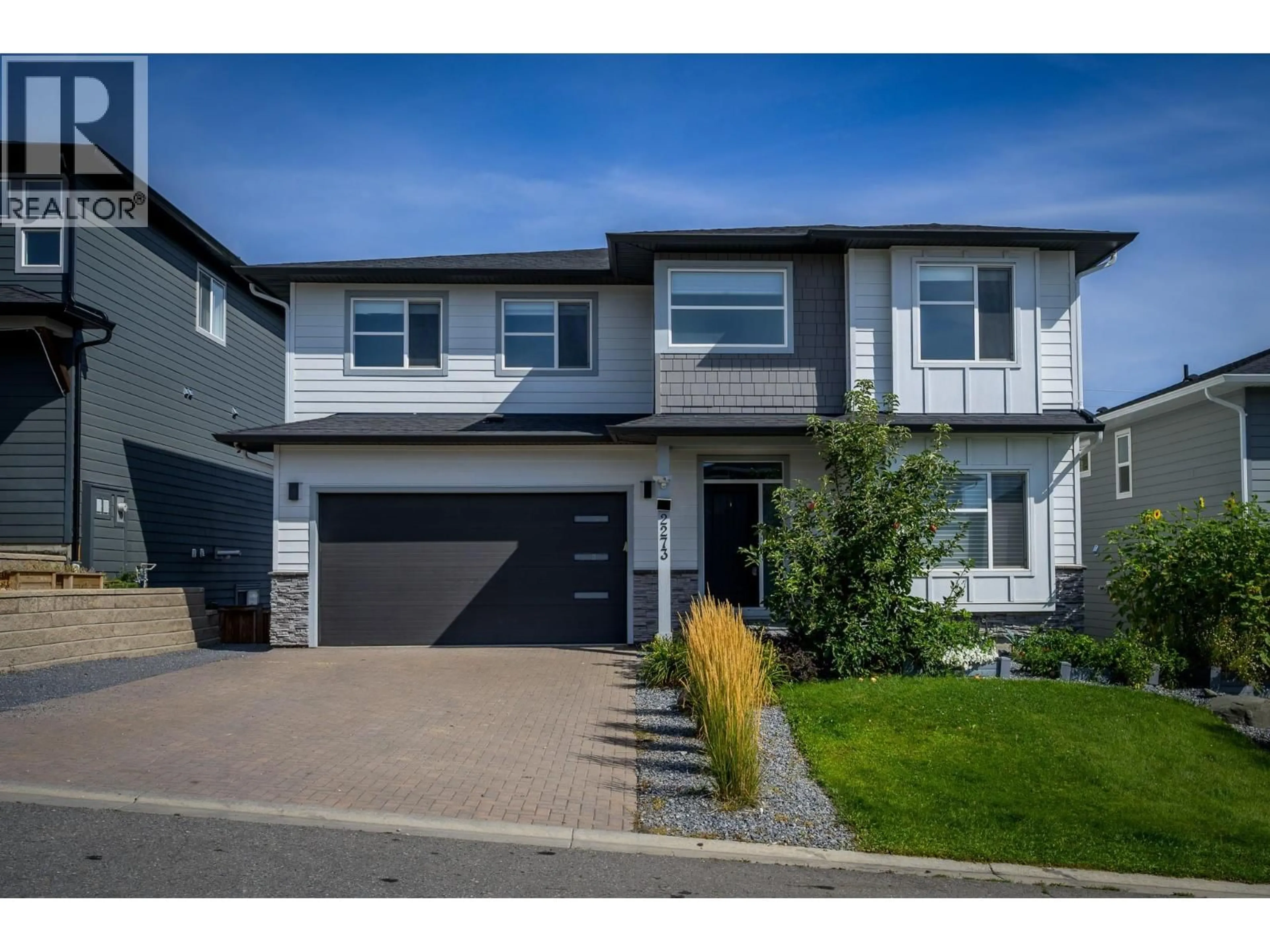 Home with vinyl exterior material, street for 2273 SADDLEBACK DRIVE, Kamloops British Columbia V2B0G7