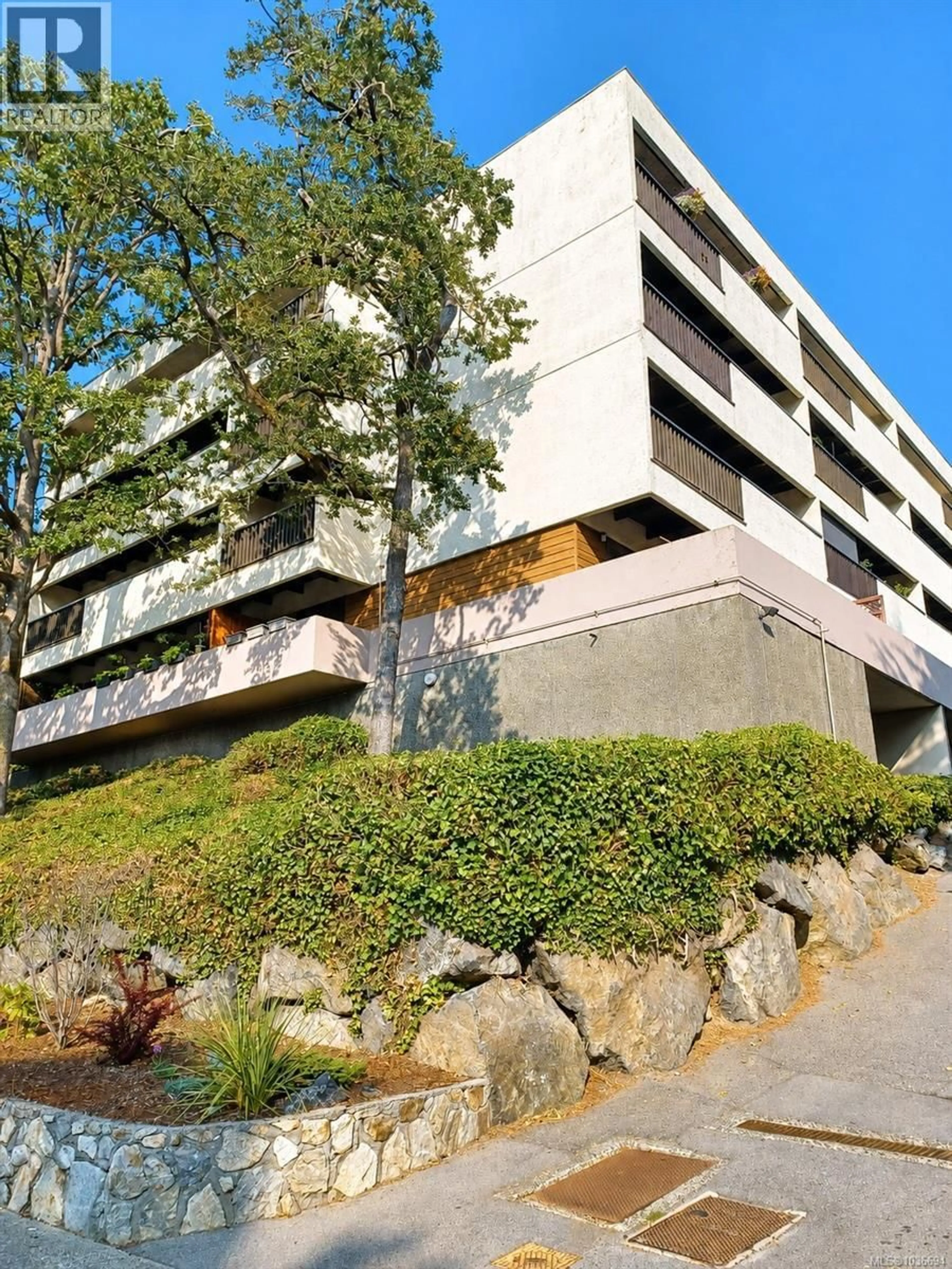 Unknown for 410 - 3277 GLASGOW AVENUE, Saanich British Columbia V8X1M3