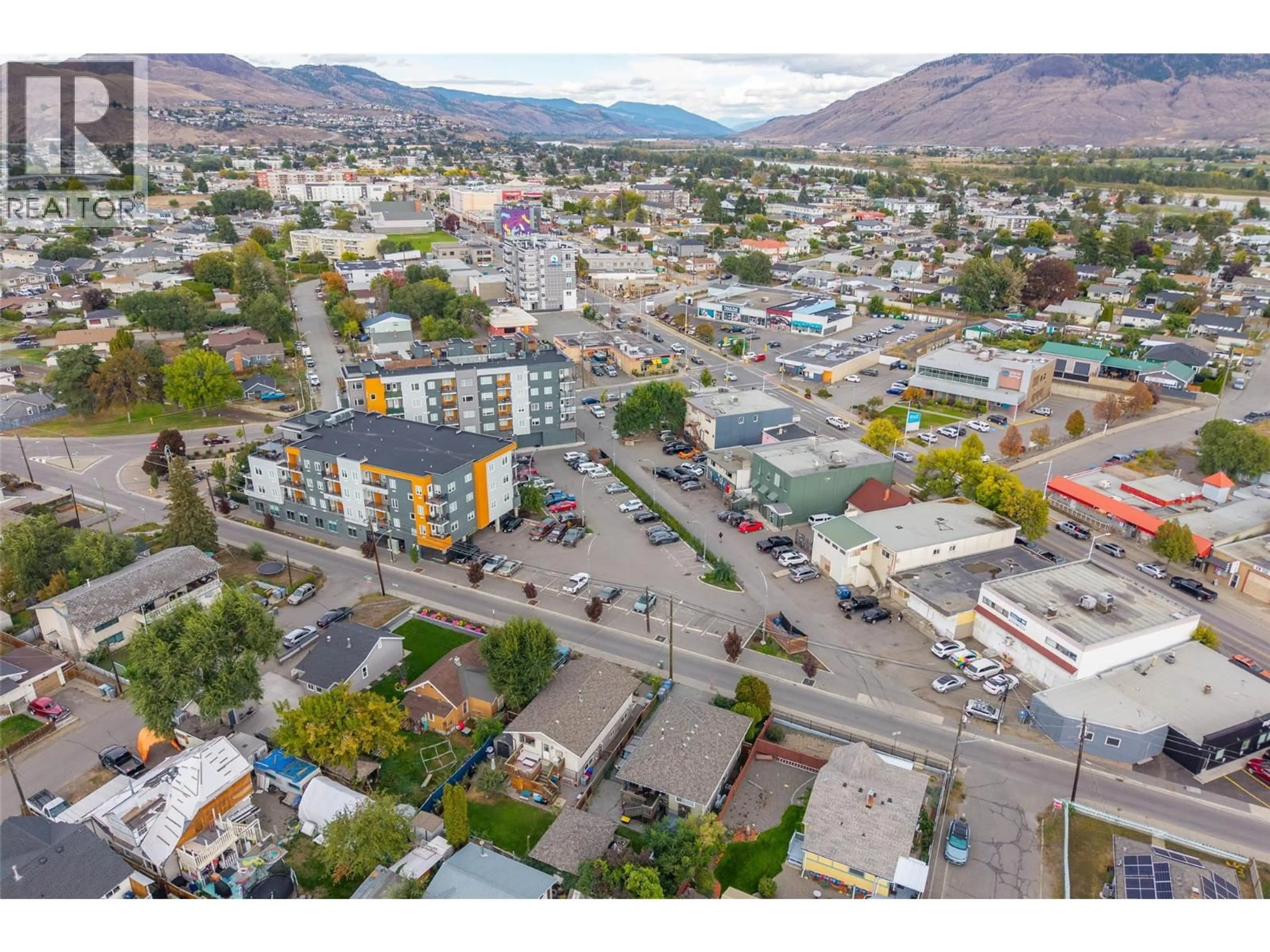 A pic from outside/outdoor area/front of a property/back of a property/a pic from drone, mountain view for 429 MACKENZIE AVENUE, Kamloops British Columbia V2B3T6