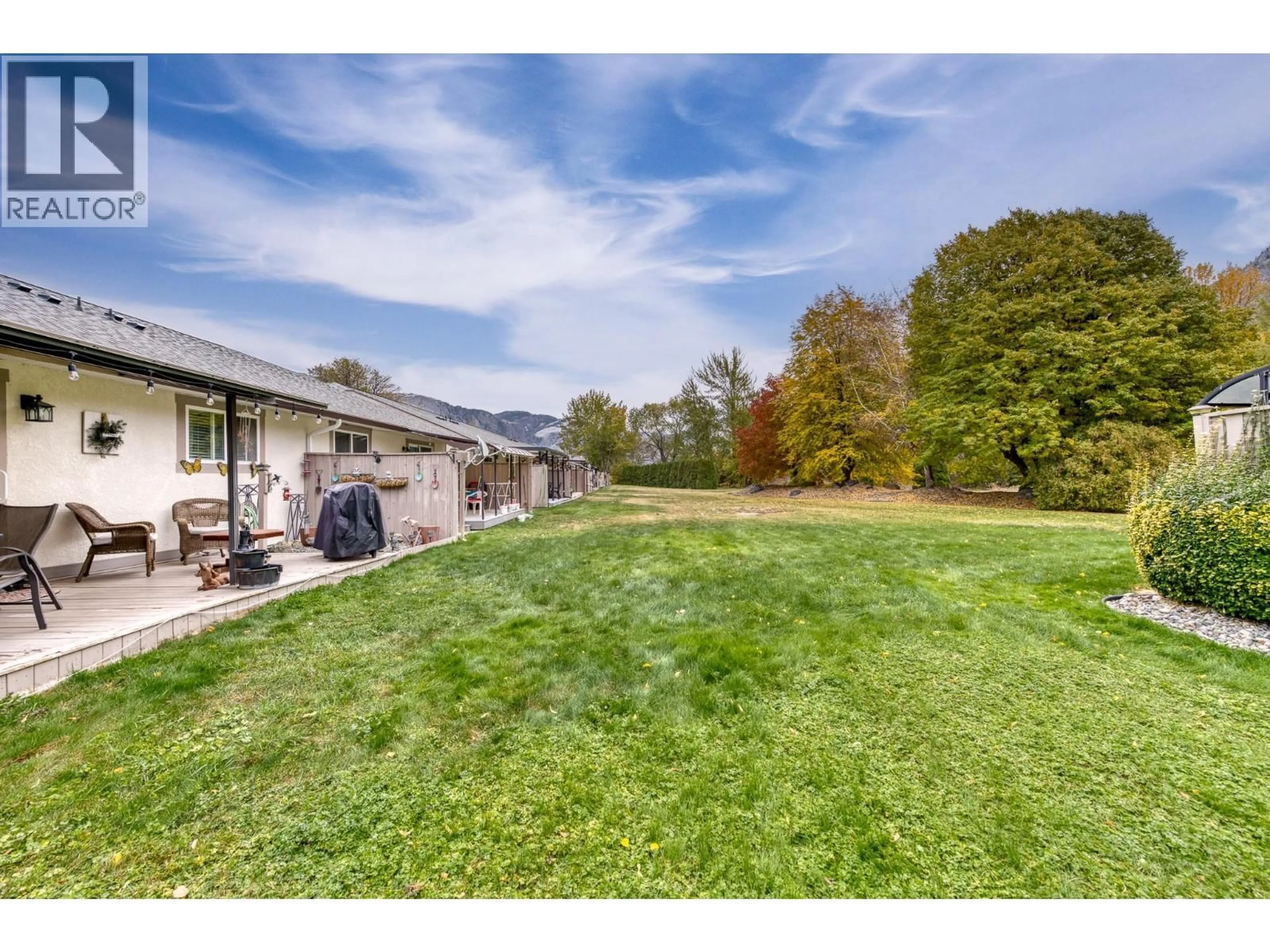 A pic from outside/outdoor area/front of a property/back of a property/a pic from drone, water/lake/river/ocean view for 3 - 815 11TH AVENUE, Keremeos British Columbia V0X1N3