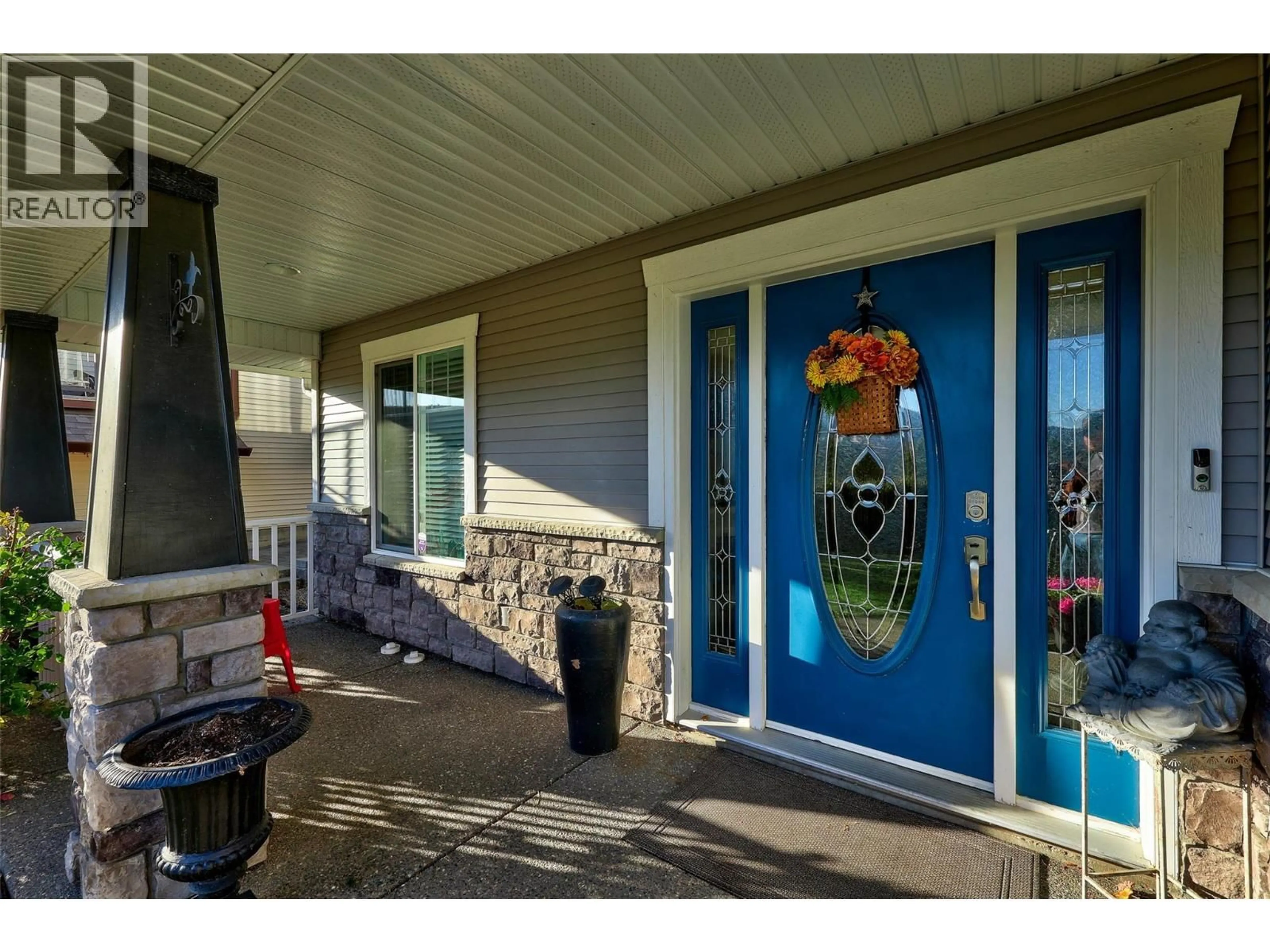 Indoor entryway for 1349 COPPERHEAD DRIVE, Kamloops British Columbia V2E2T4