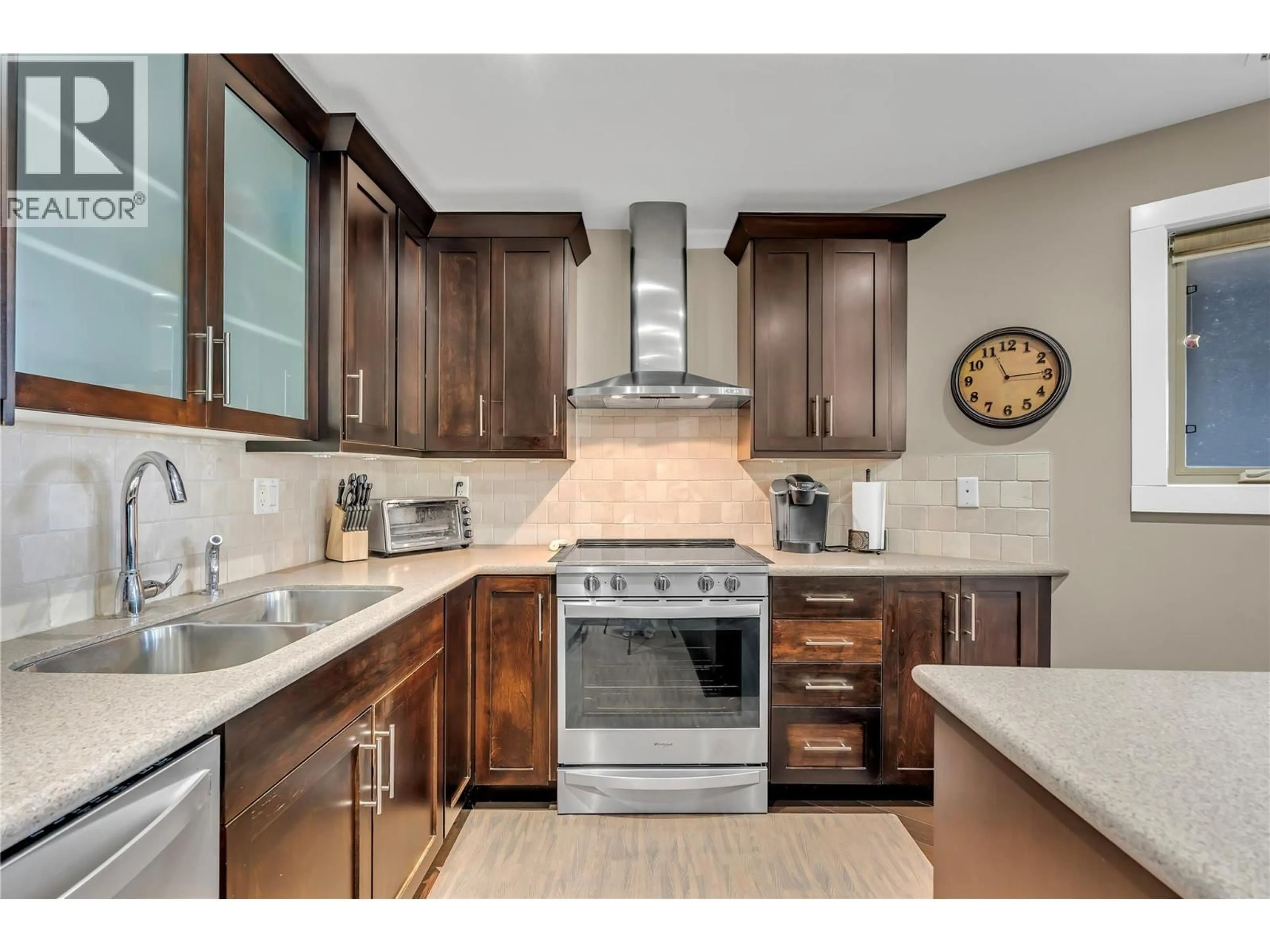 Open concept kitchen, ceramic/tile floor for 302 - 250 WATERFORD AVENUE, Penticton British Columbia V2A3T8