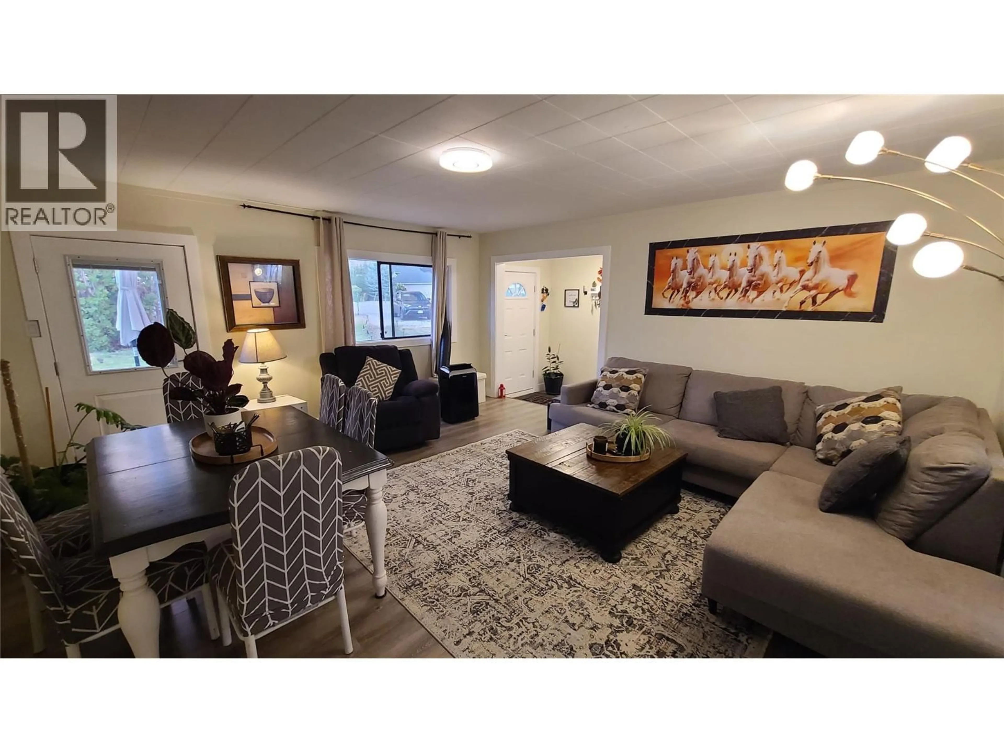 Living room with furniture, unknown for 6488 WOLFCUB PLACE, Oliver British Columbia V0H1T3