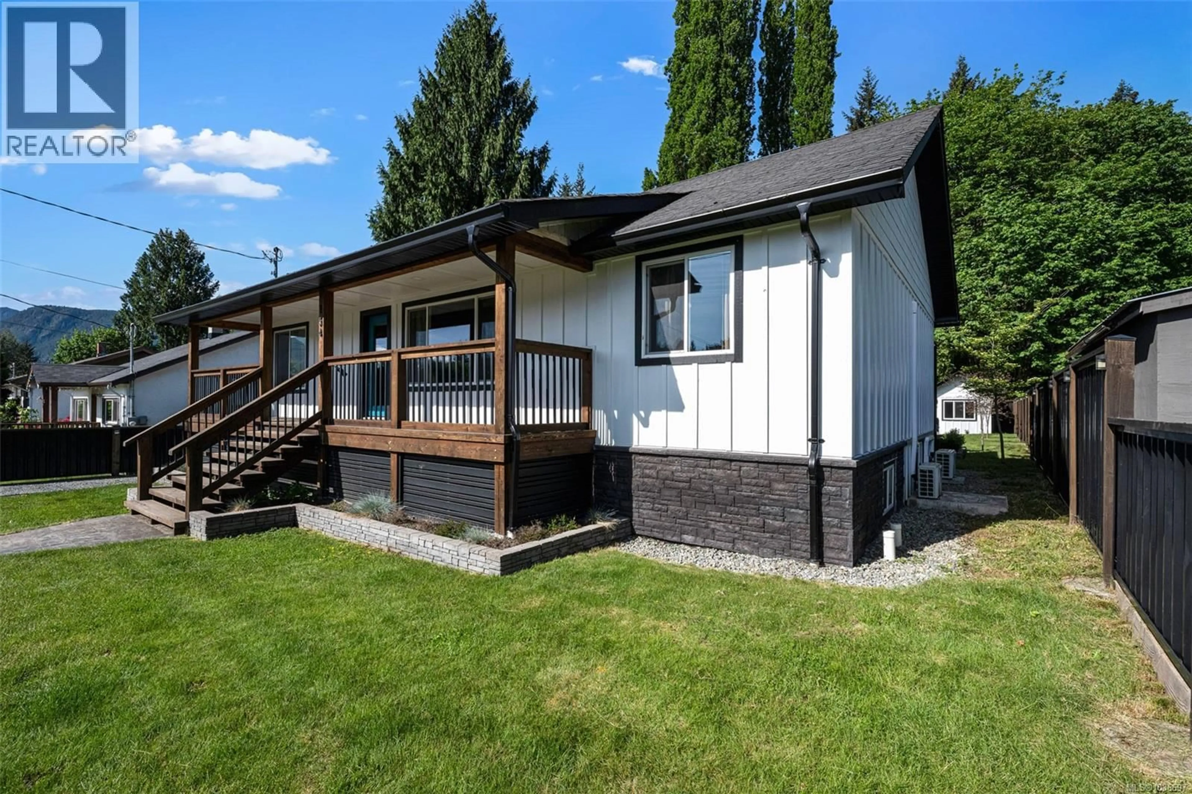 Home with vinyl exterior material, unknown for 154 MACDONALD ROAD, Lake Cowichan British Columbia V0R2G0