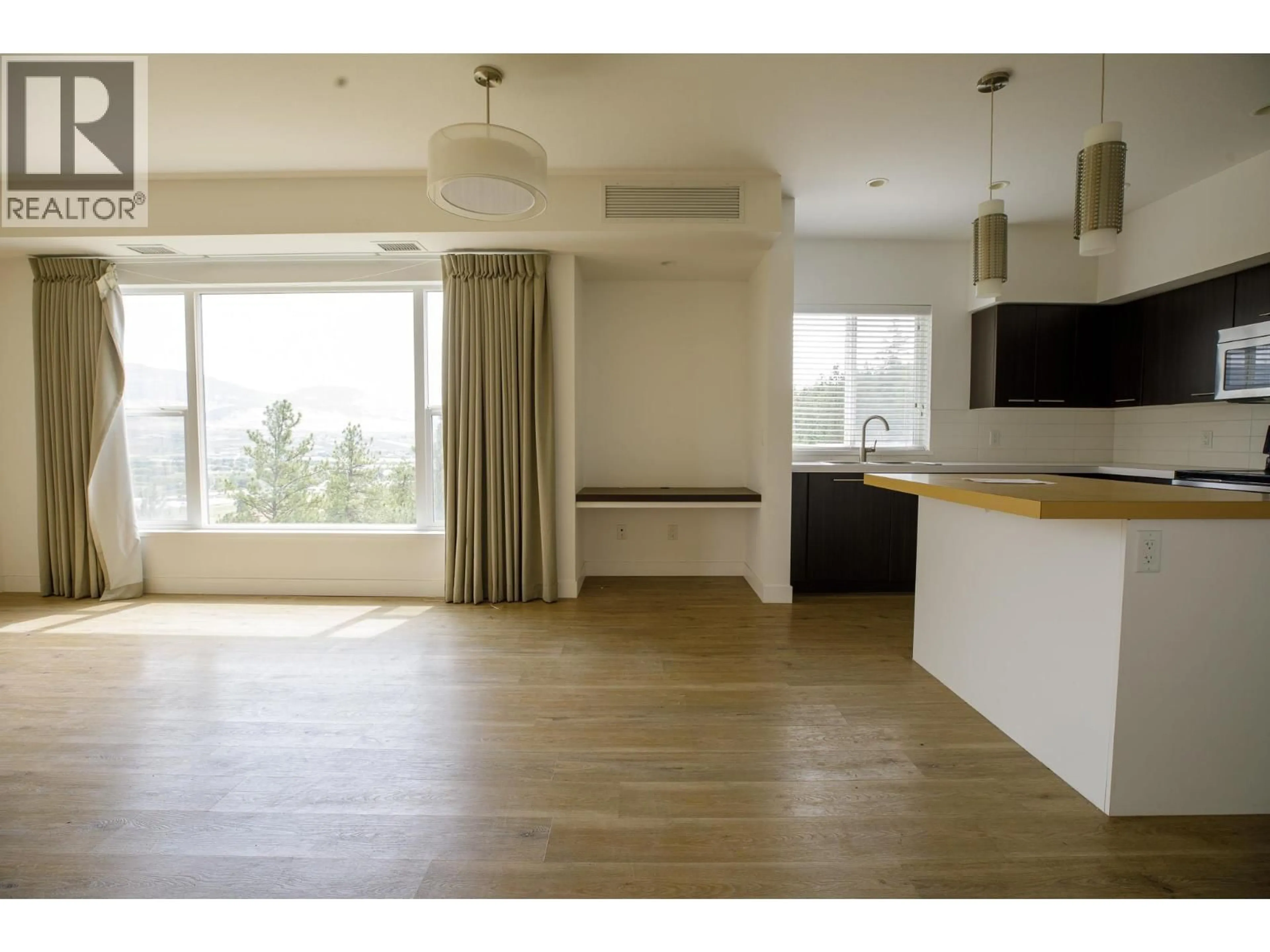 A pic of a room for 307 - 985 ACADEMY WAY, Kelowna British Columbia V1V3C8