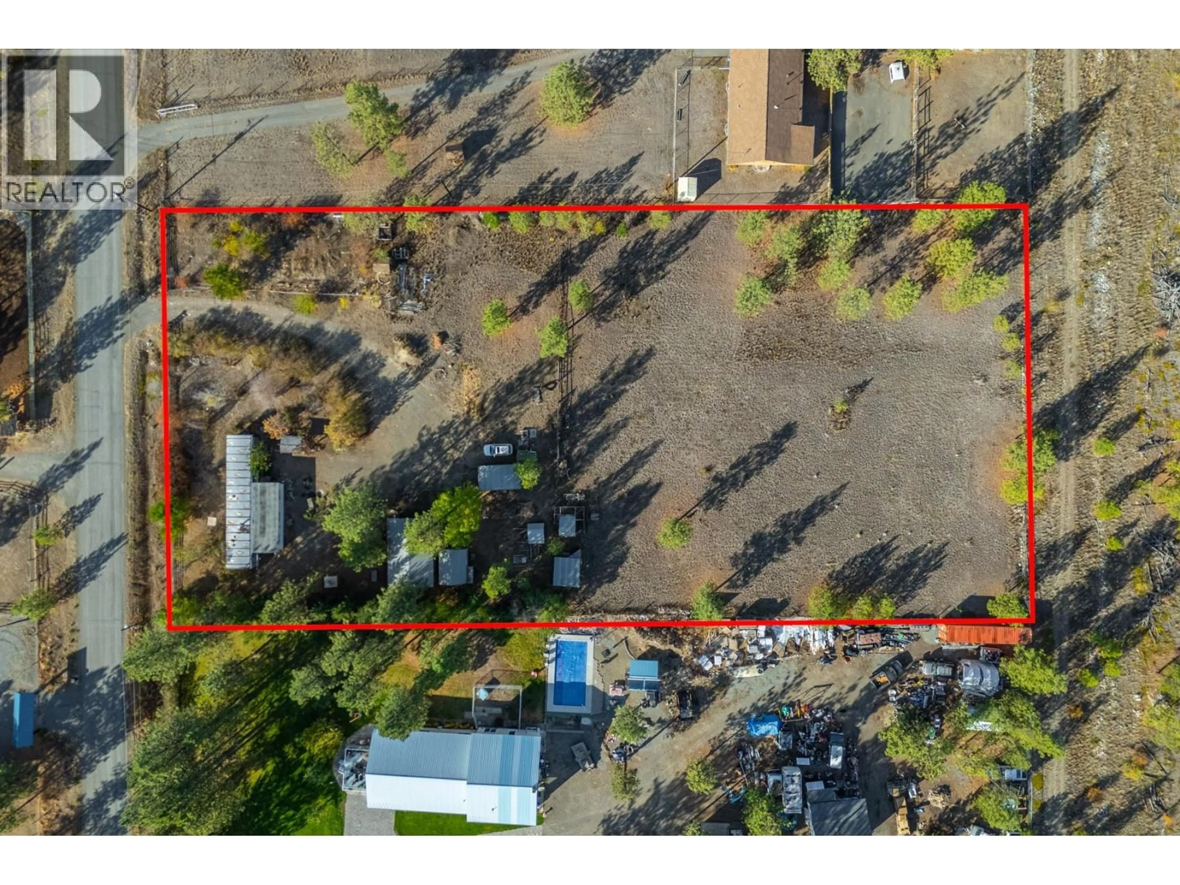 A pic from outside/outdoor area/front of a property/back of a property/a pic from drone, building for 2528 KINVIG STREET, Merritt British Columbia V0K1Y0