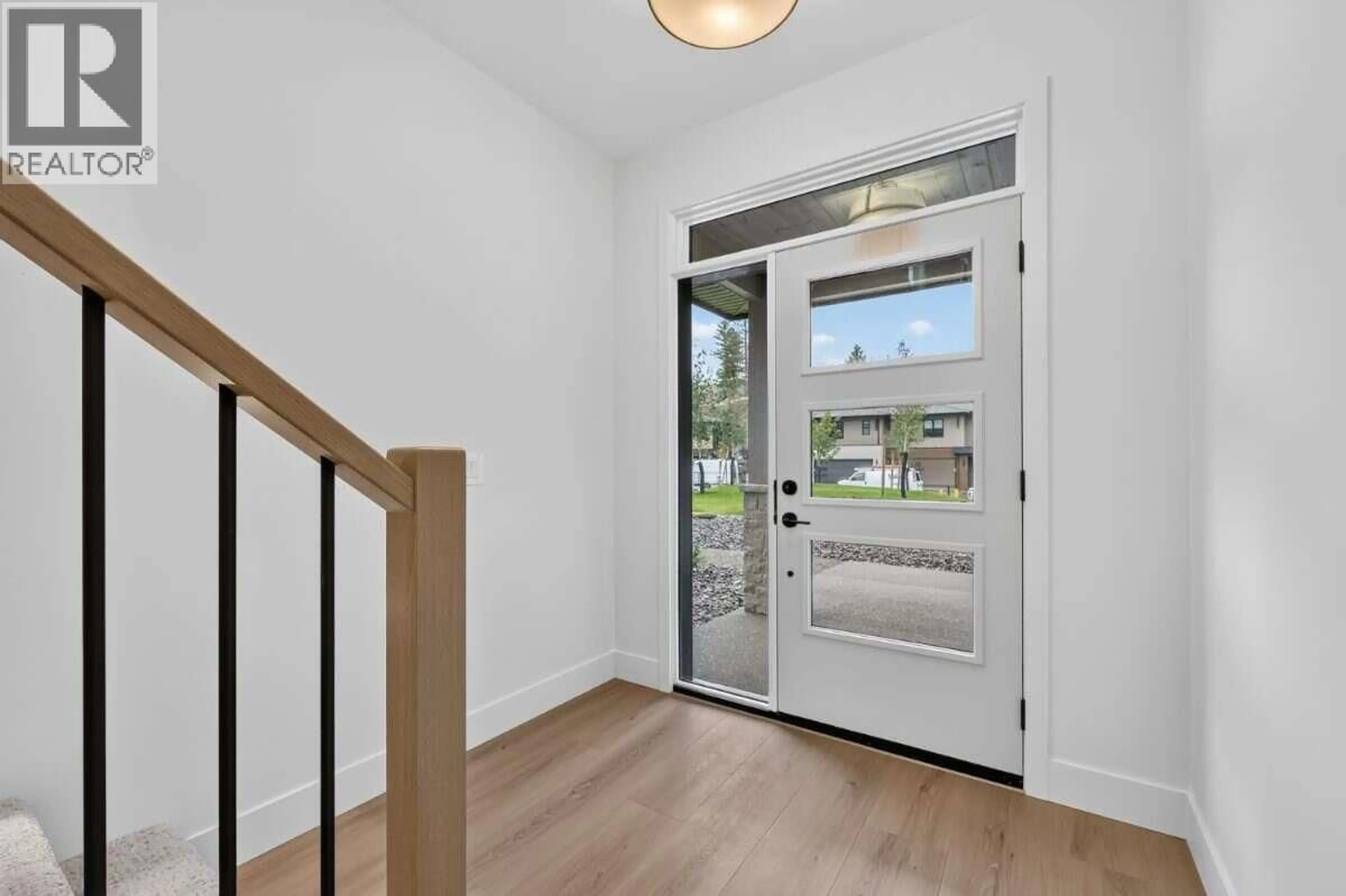 Indoor entryway for 29 - 1720 HIDDEN HILLS DRIVE, Kelowna British Columbia V1V0J5