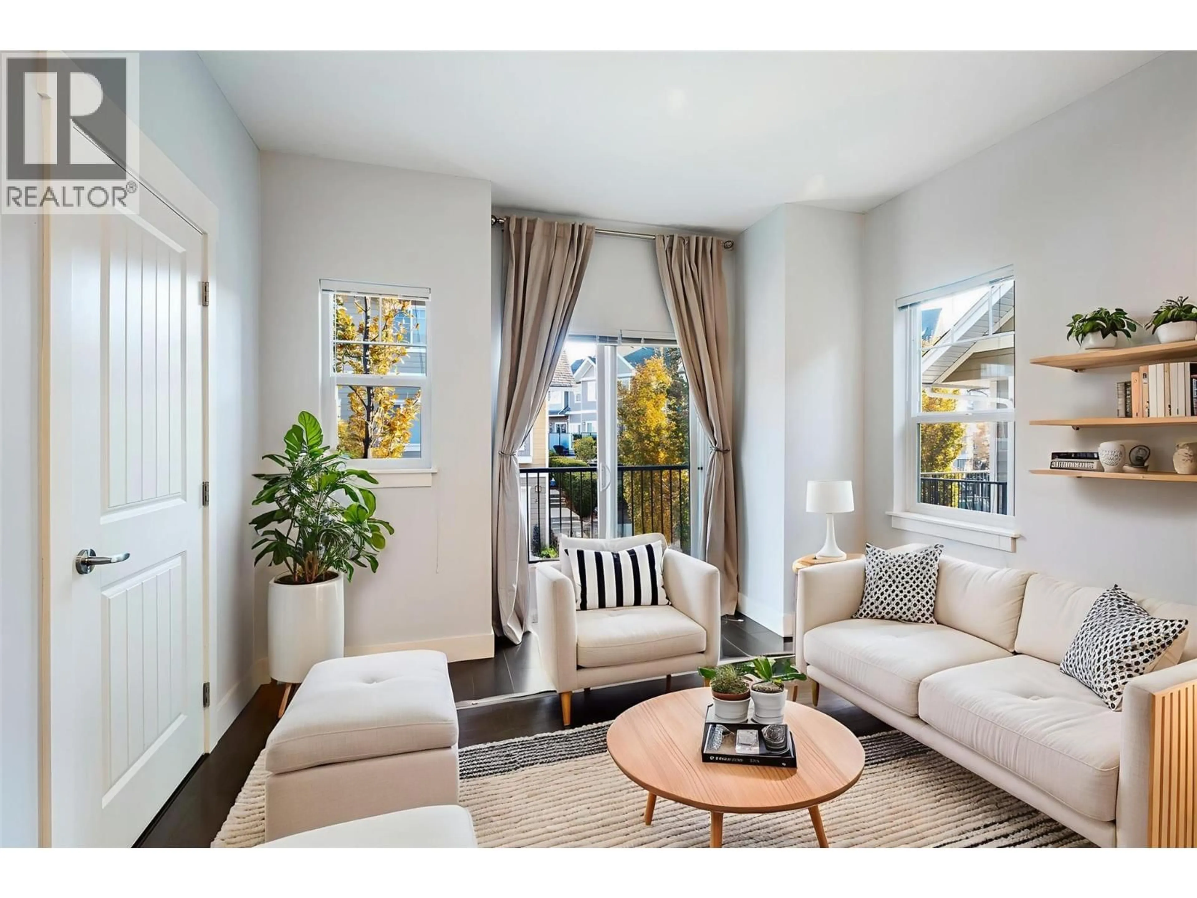 Living room with furniture, unknown for 19 - 600 SHERWOOD ROAD, Kelowna British Columbia V1W5K1