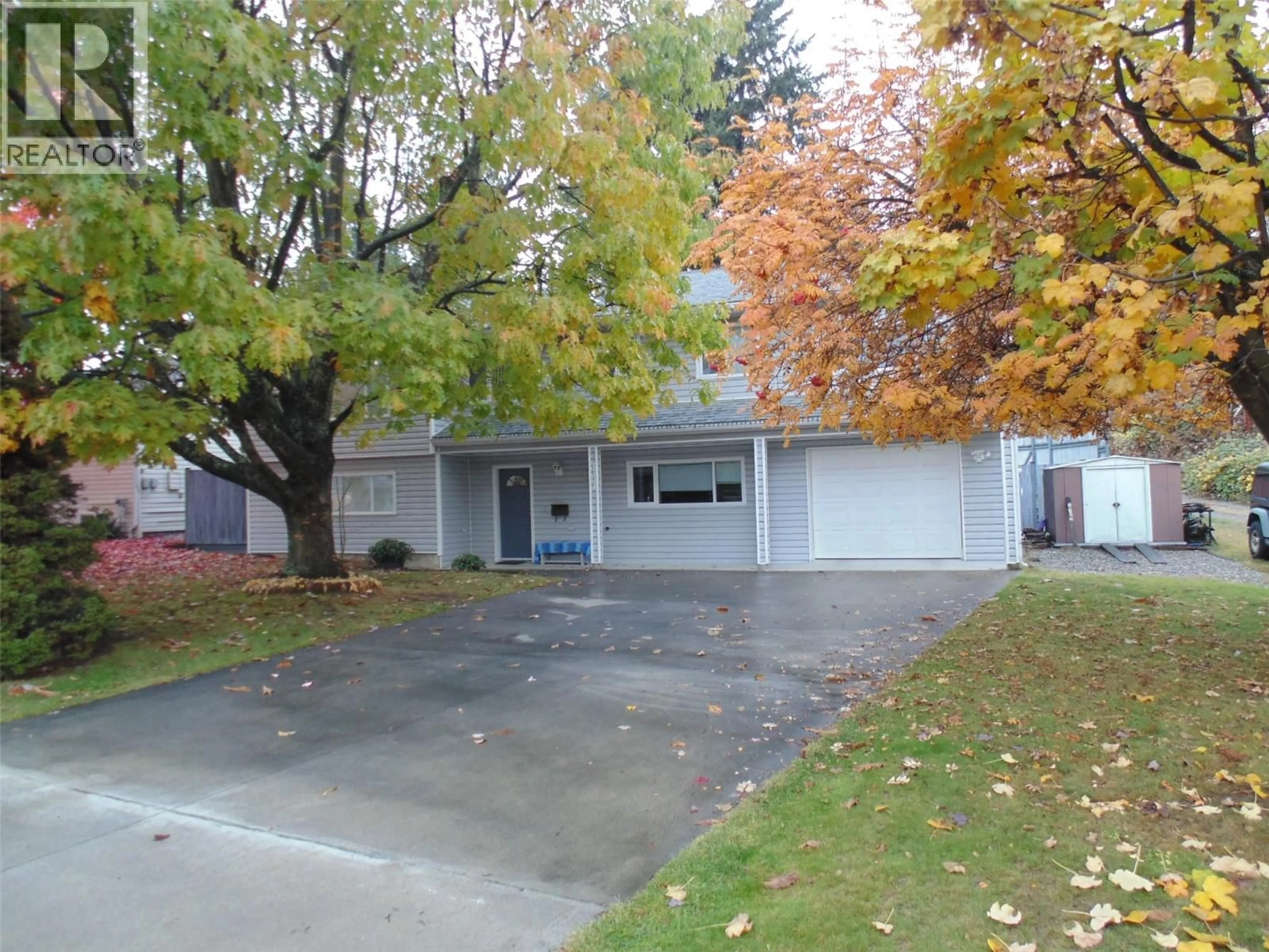 Unknown for 3304 8TH AVENUE, Castlegar British Columbia V1N2Y4