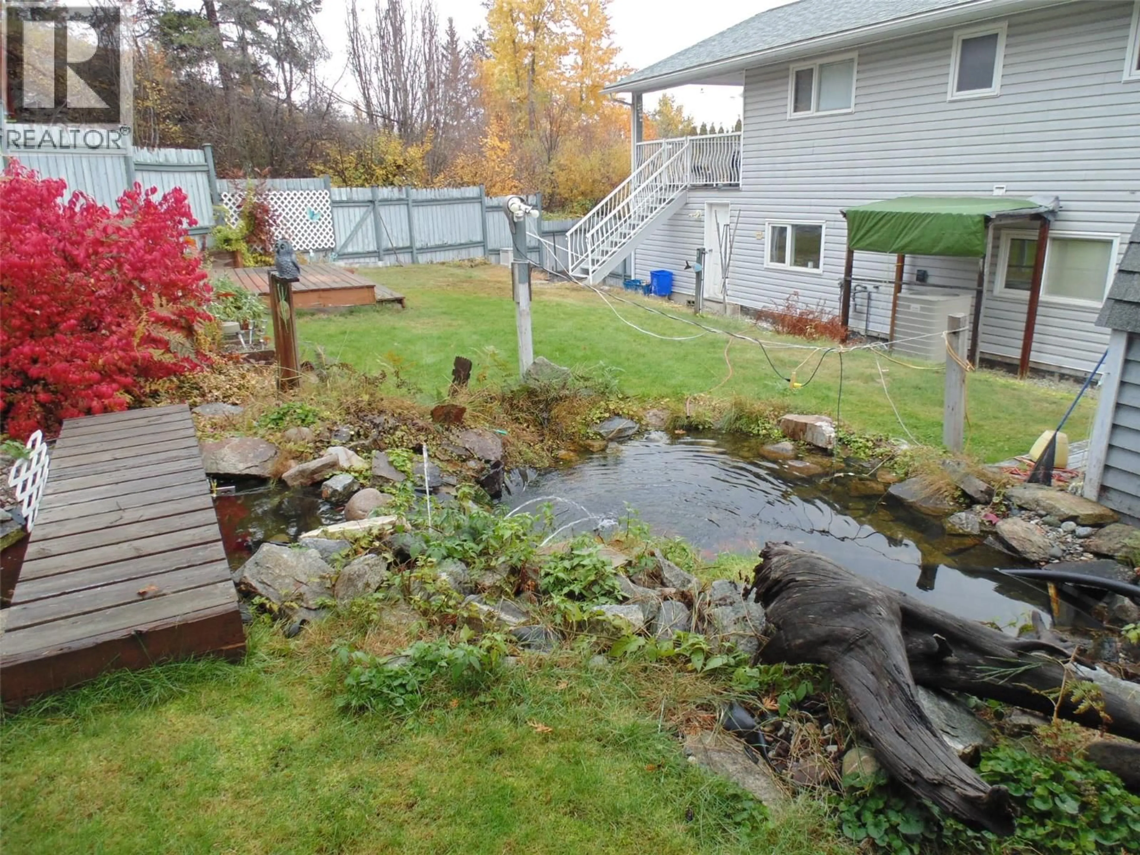 Patio, water/lake/river/ocean view for 3304 8TH AVENUE, Castlegar British Columbia V1N2Y4