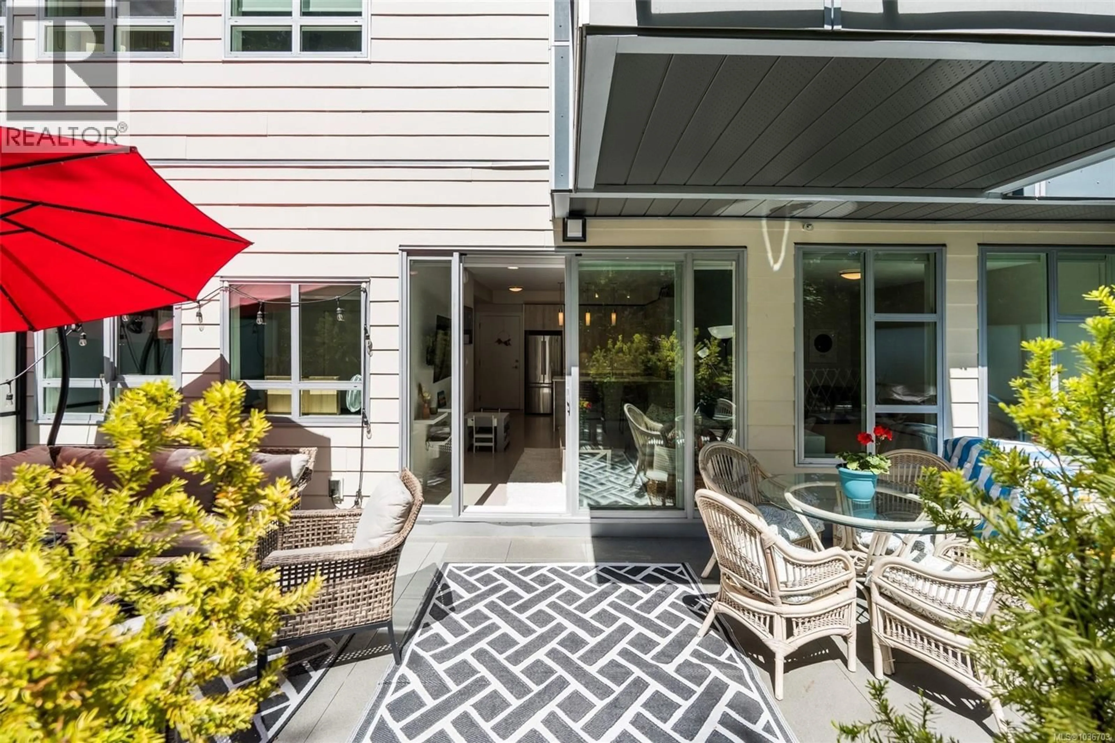Patio, street for 201 - 1450 GLENTANA ROAD, View Royal British Columbia V9A2P8