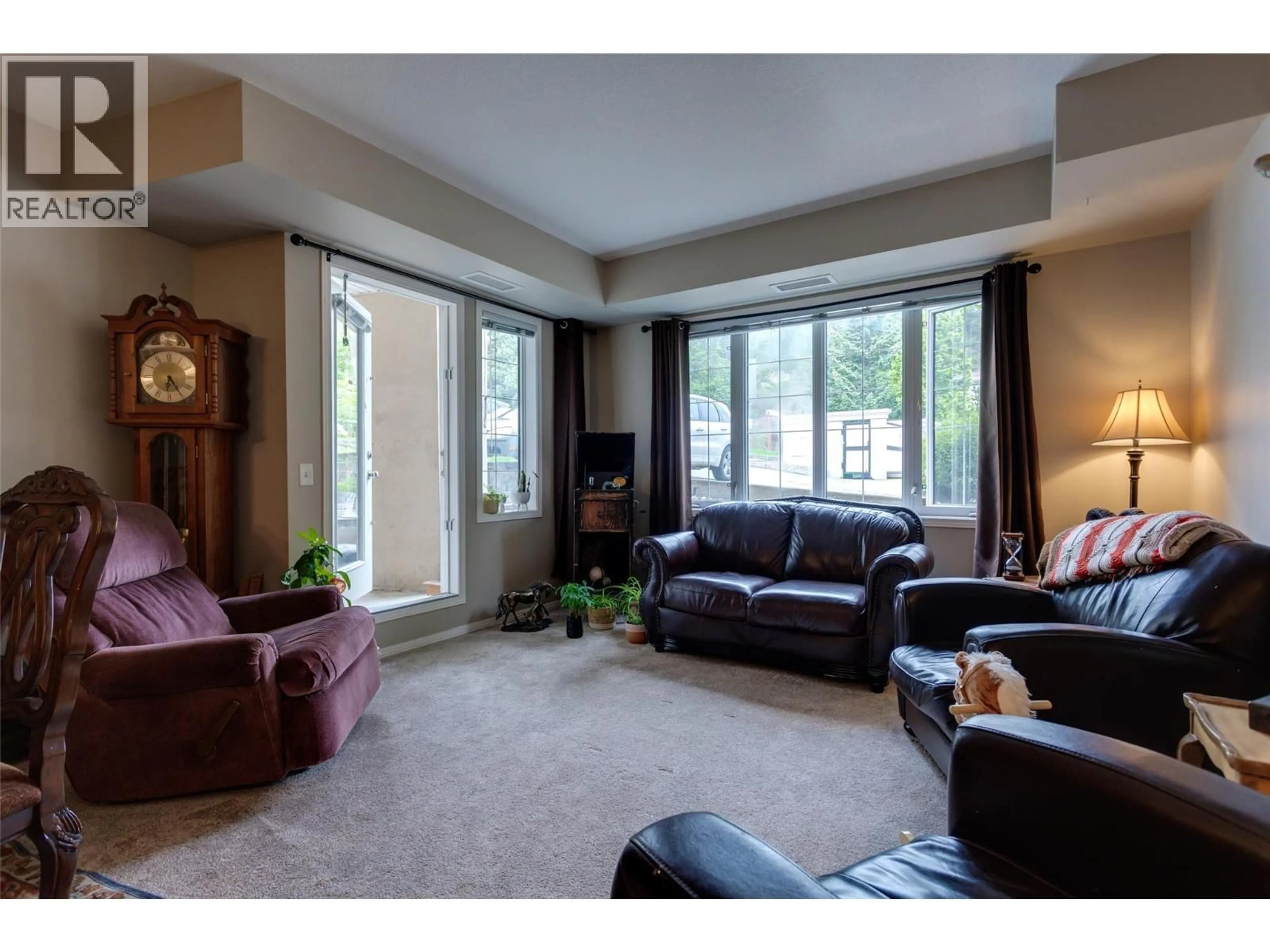 Living room with furniture, unknown for 2113 - 3178 VIA CENTRALE ROAD, Kelowna British Columbia V1V2T3