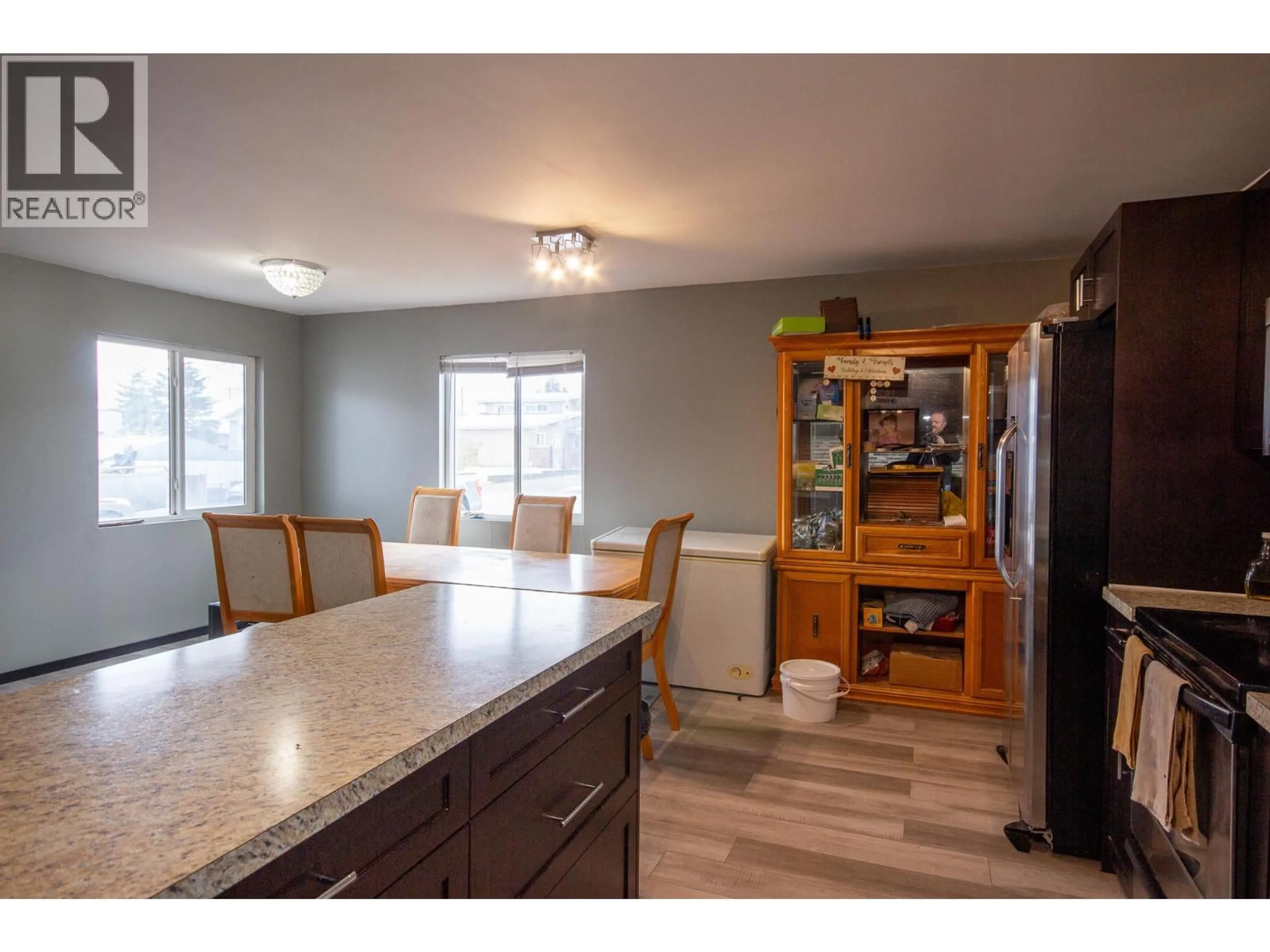 Open concept kitchen, unknown for 1604 108 AVENUE, Dawson Creek British Columbia V1G2T6