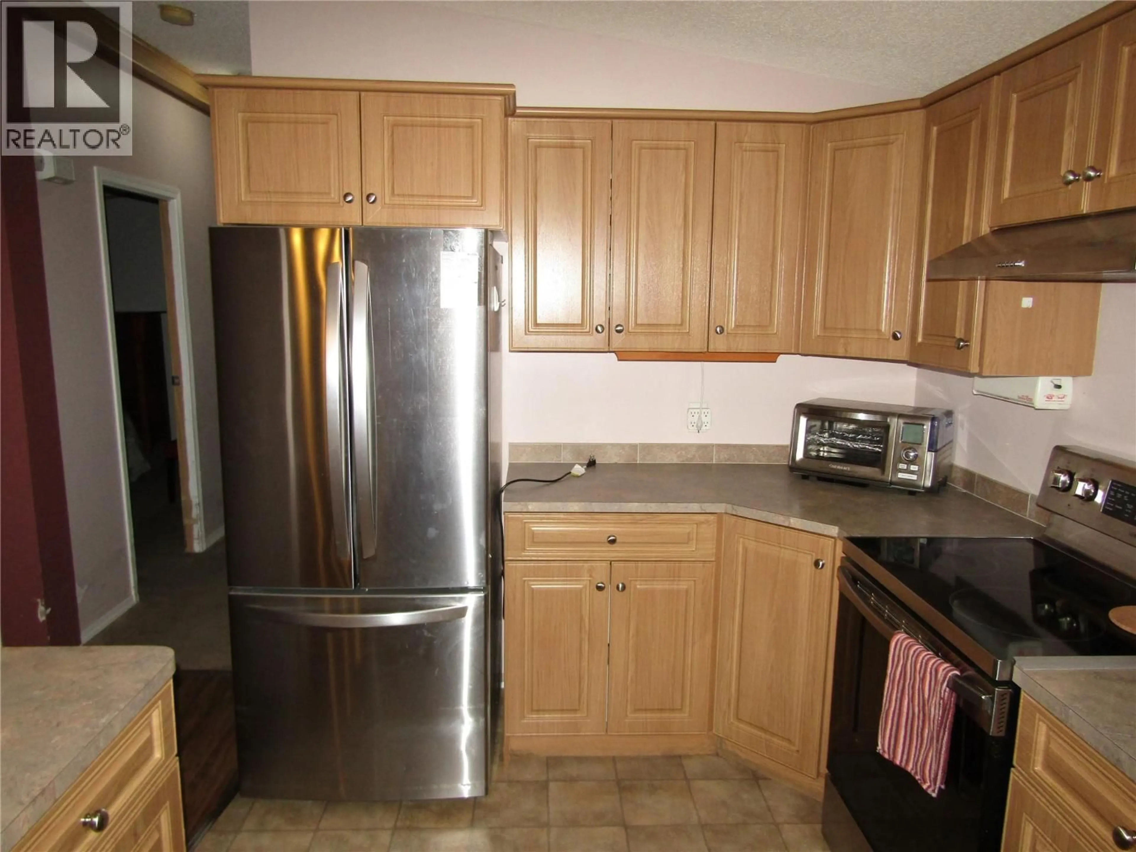 Standard kitchen, unknown for 570 NICKEL LANE, Greenwood British Columbia V0H1J0