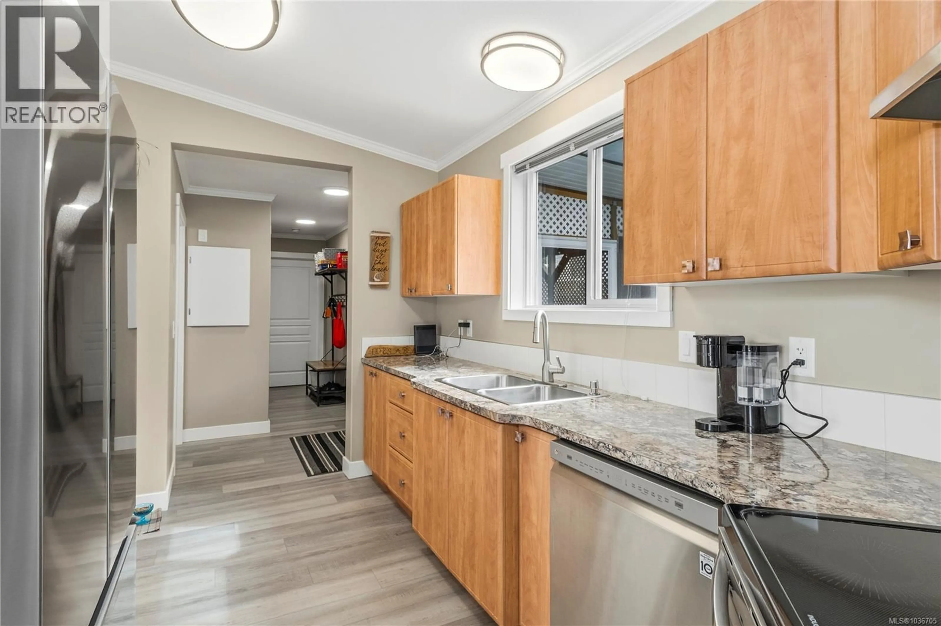 Standard kitchen, unknown for 169 - 1160 SHELLBOURNE BOULEVARD, Campbell River British Columbia V9W5G5