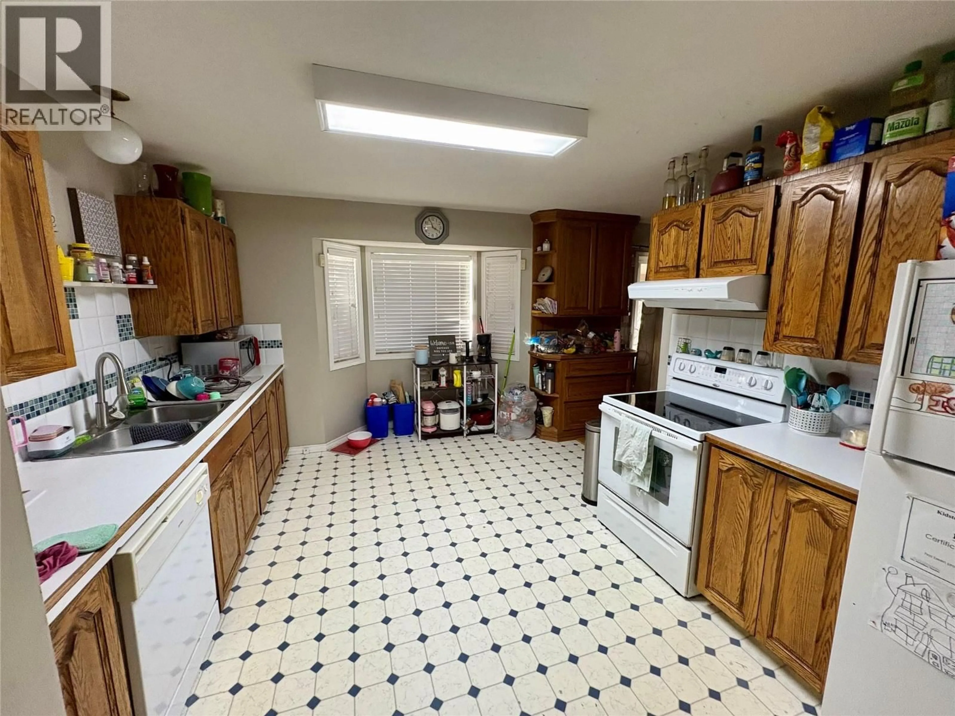 Standard kitchen, unknown for 5620 ALLENBY CRESCENT, Vernon British Columbia V1T8P8
