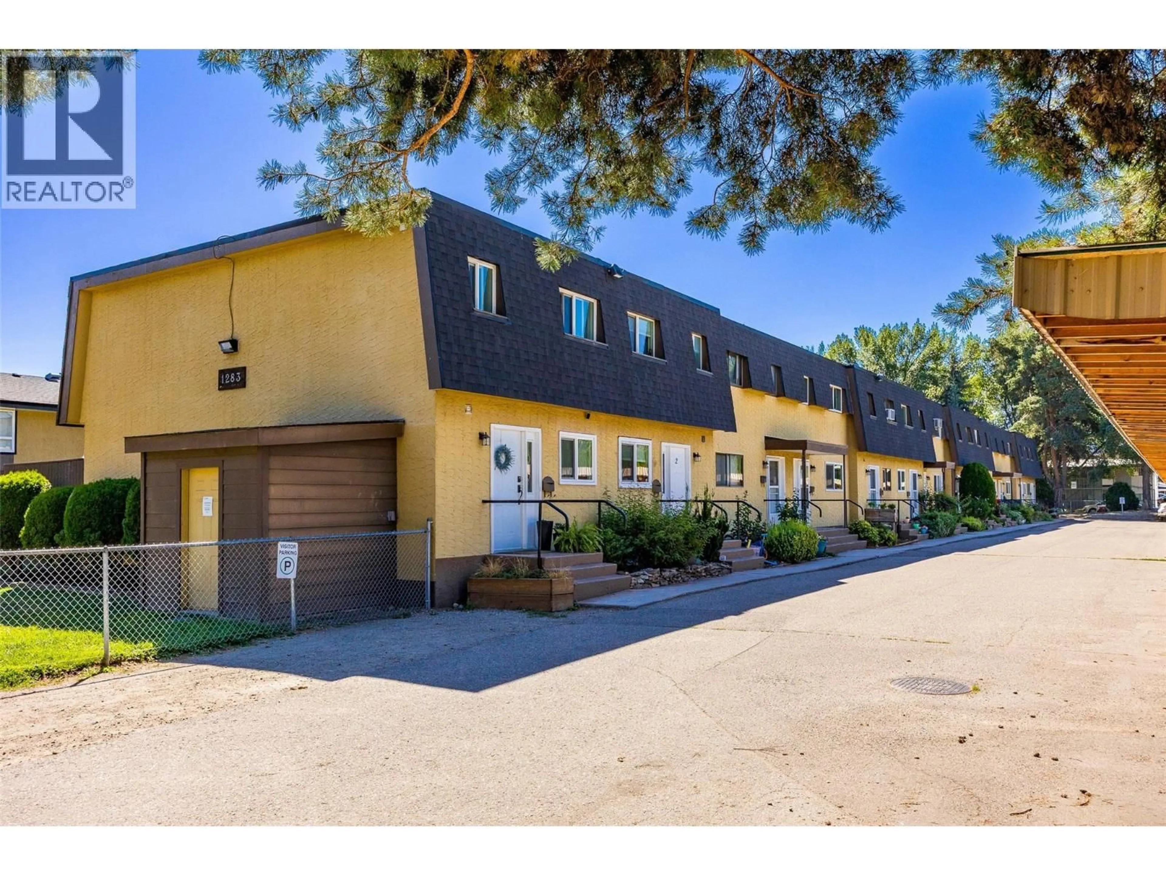 Unknown for 9 - 1283 BERNARD AVENUE, Kelowna British Columbia V1Y8K5