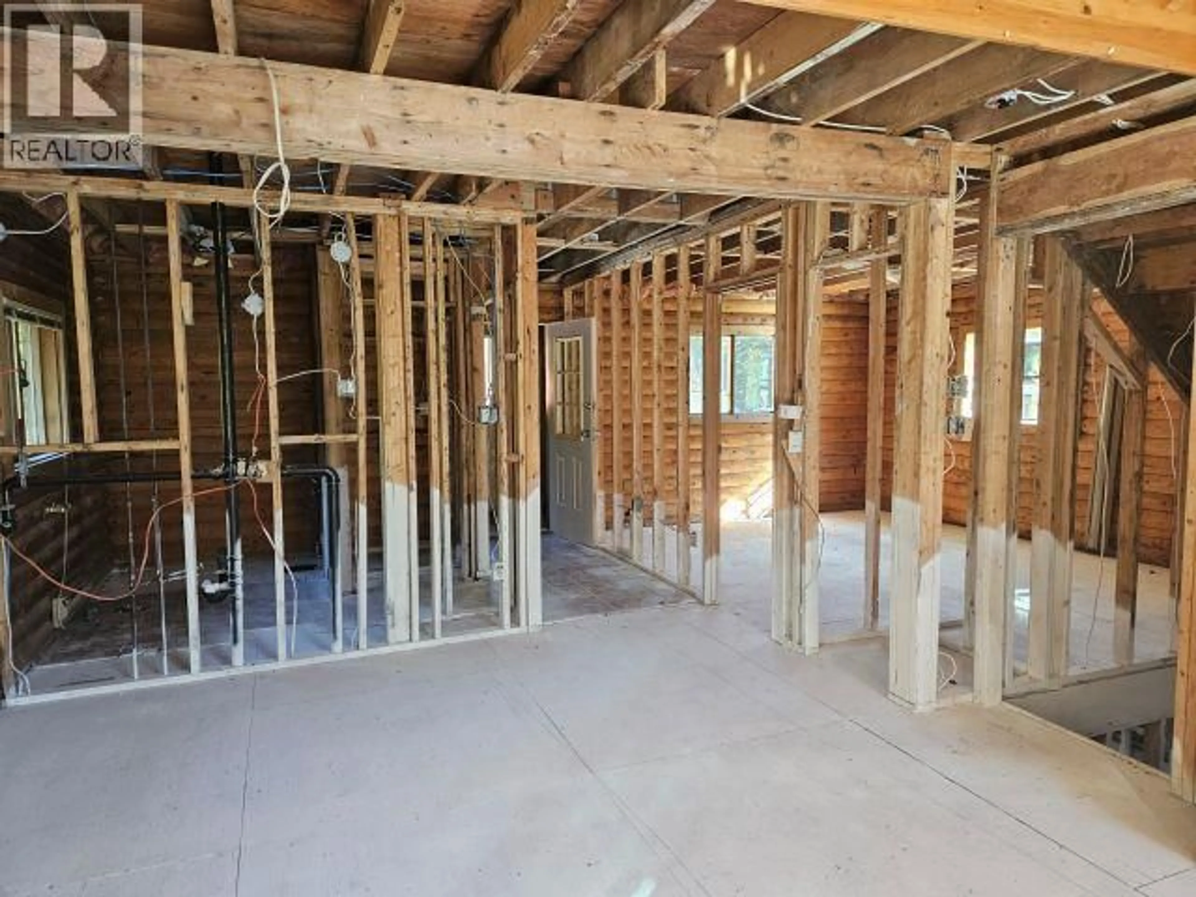 A pic of a room for 534 WILLOW STREET, Fauquier British Columbia V0G1K0