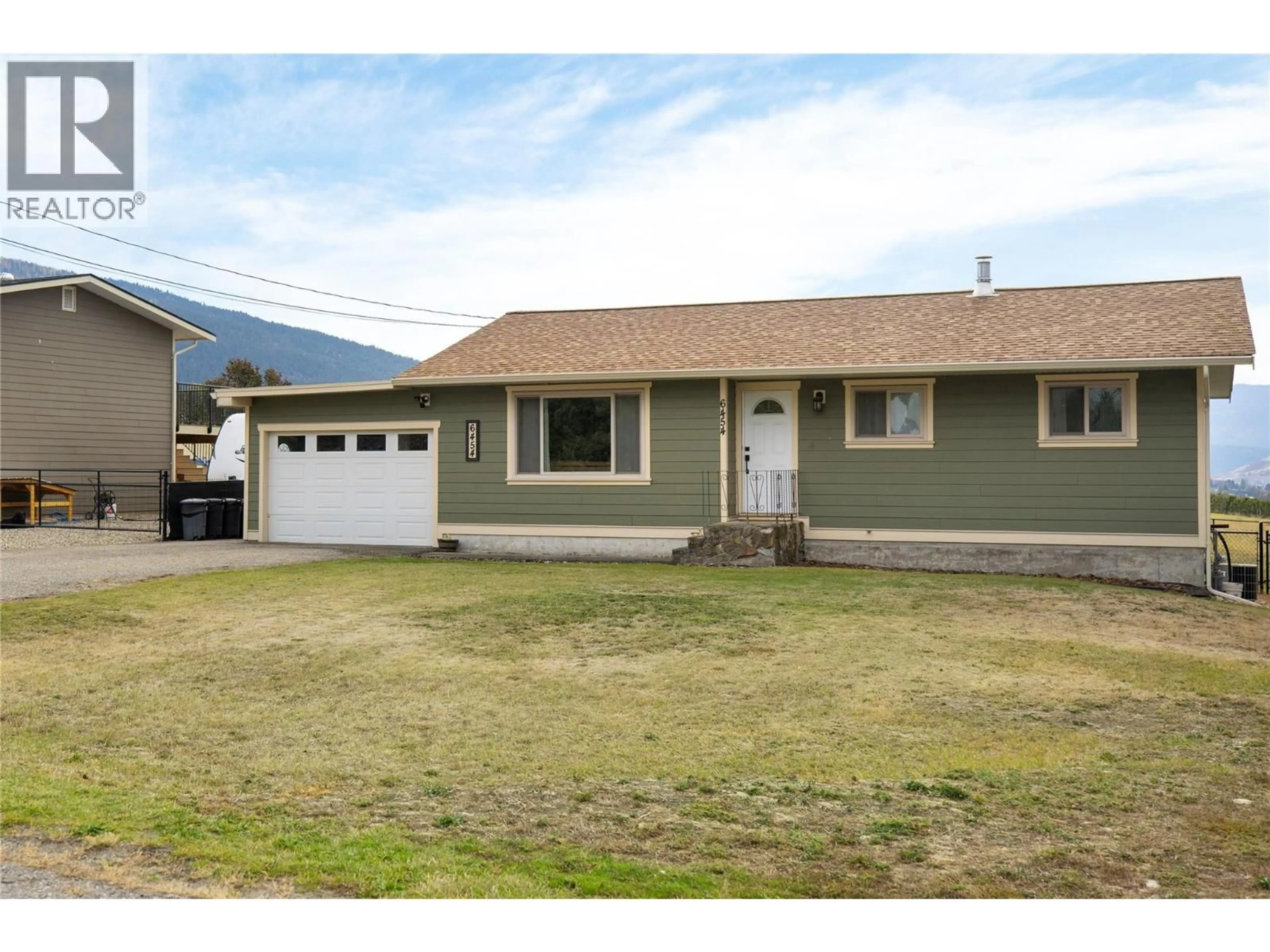 Home with vinyl exterior material, street for 6454 HOLBROOK ROAD, Vernon British Columbia V1B3T6