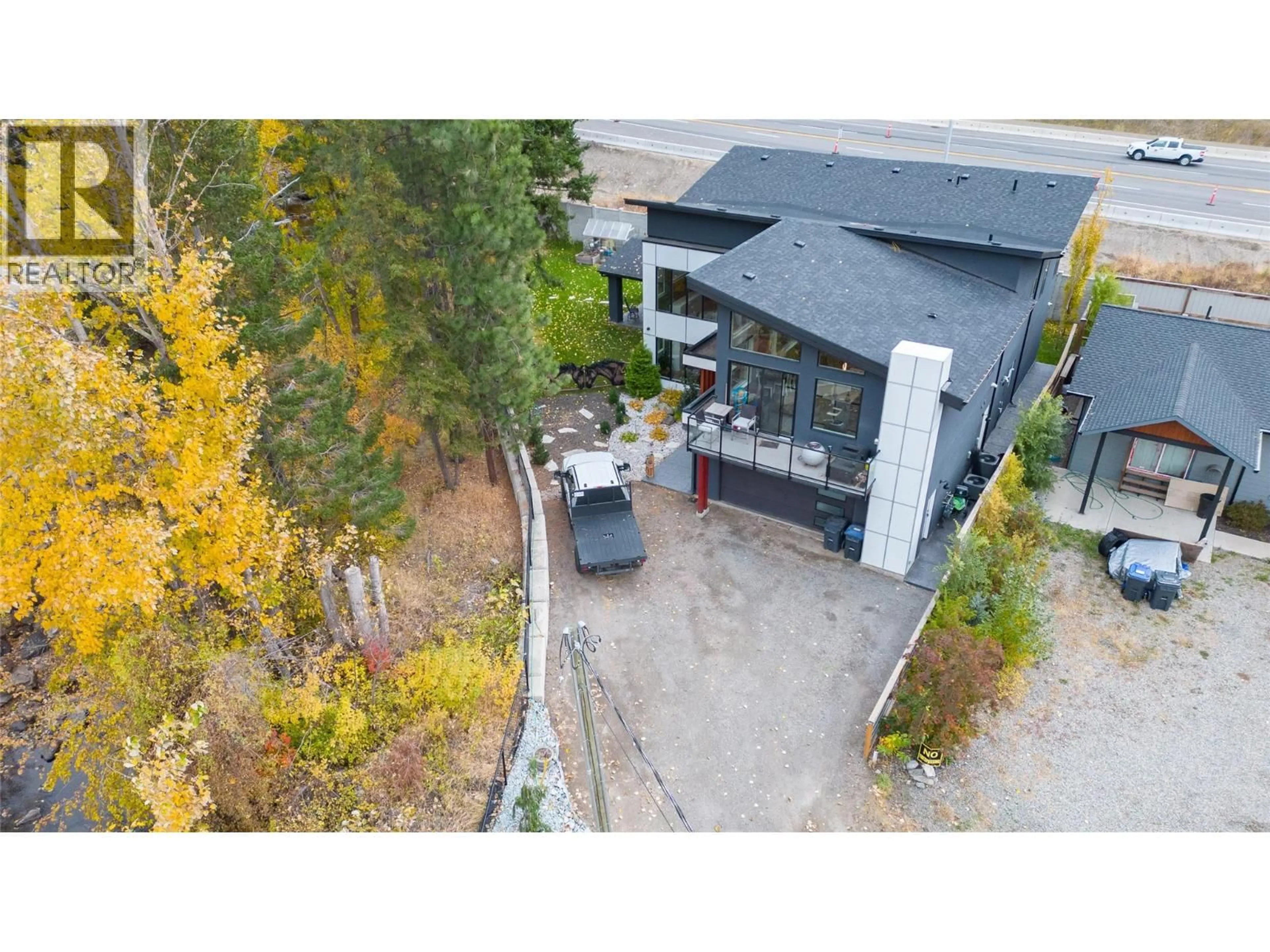 A pic from outside/outdoor area/front of a property/back of a property/a pic from drone, unknown for 1015 PAQUETTE ROAD, Chase British Columbia V0E1M1