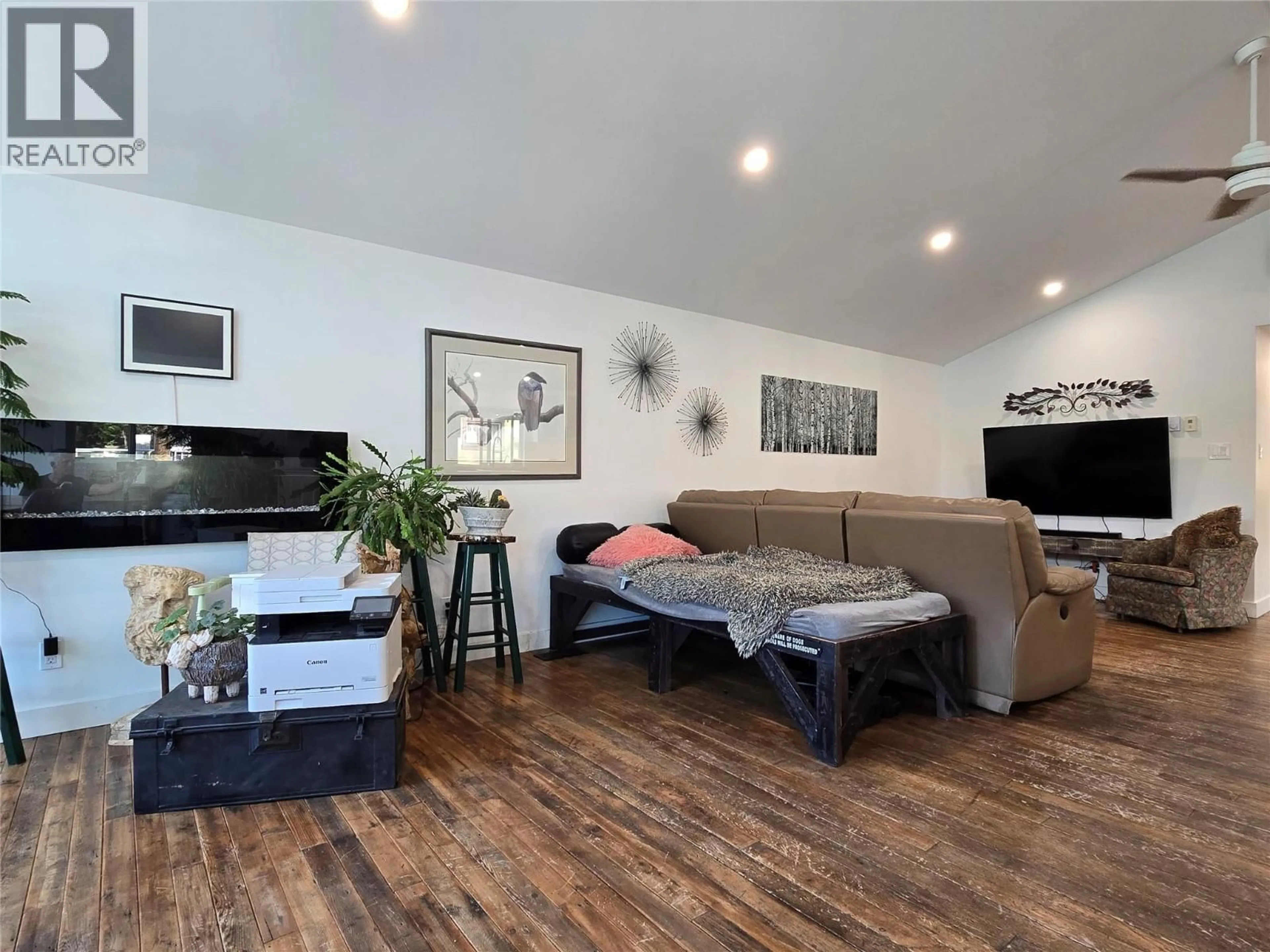 A pic of a room for 2438 LOON LAKE ROAD, Loon Lake British Columbia V0K1H1