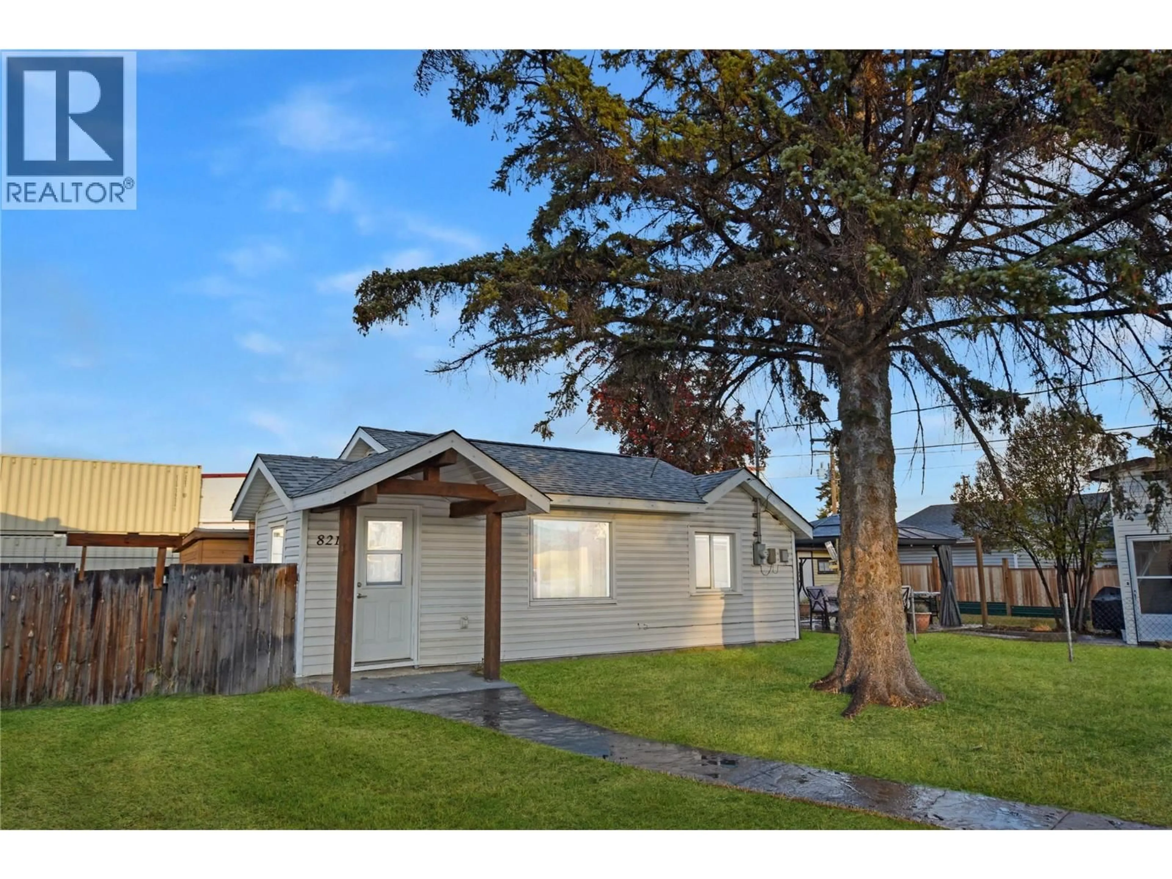 Unknown for 821 18A  N AVENUE, Cranbrook British Columbia V1C3Y1