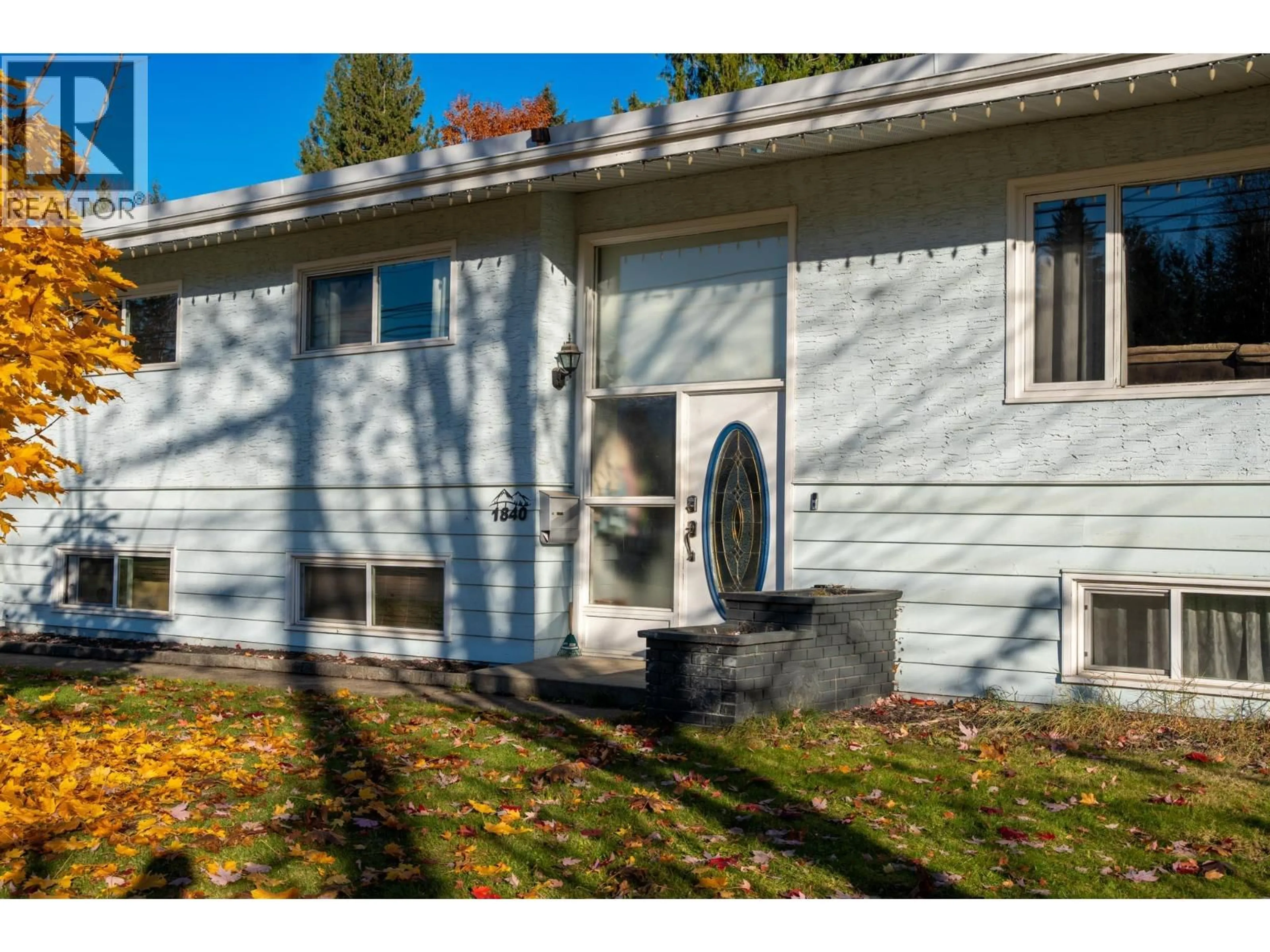 Home with vinyl exterior material, street for 1840 AIRPORT WAY, Revelstoke British Columbia V0E2S1