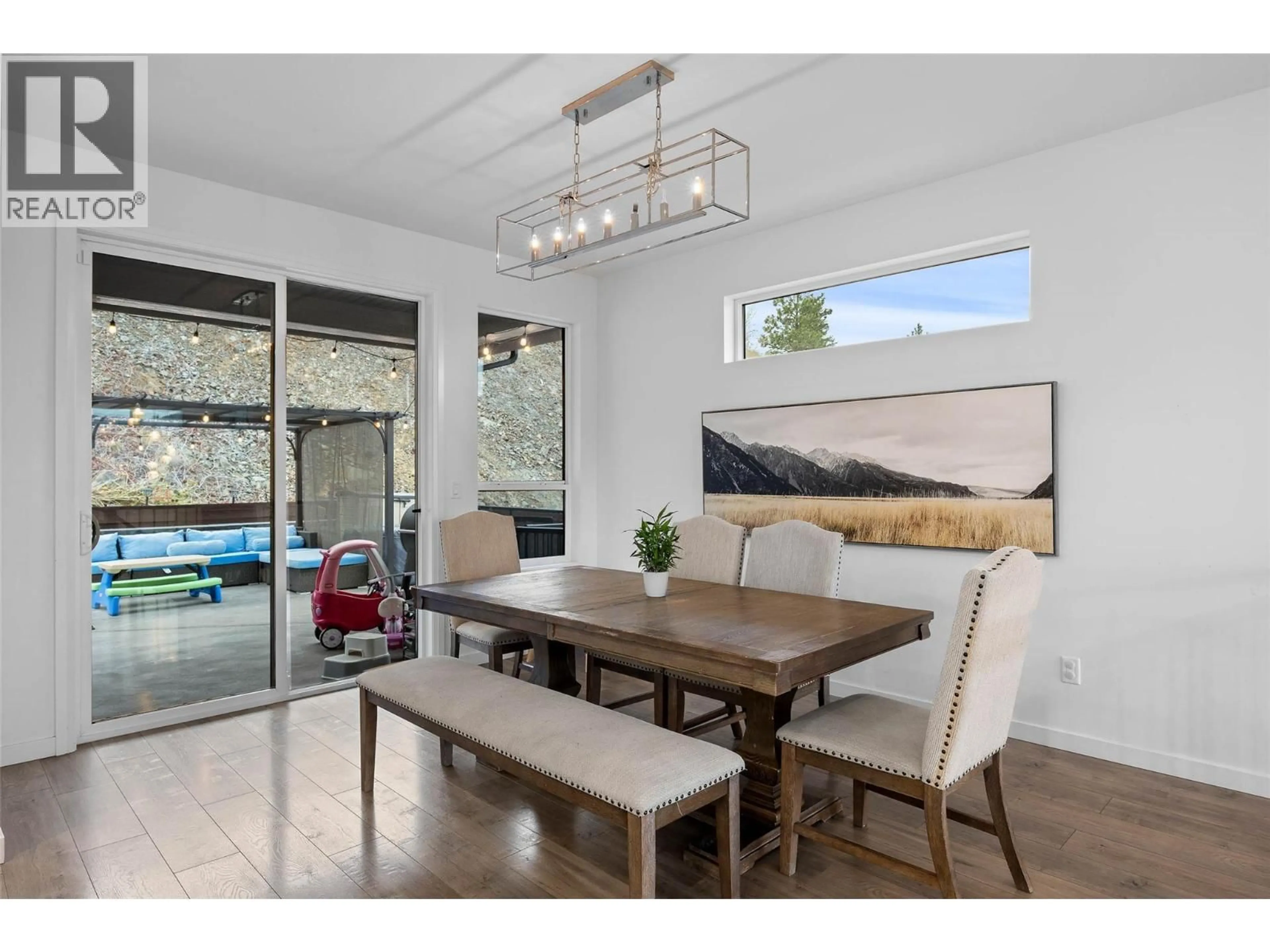 Dining room, unknown for 2085 GALORE CRESCENT, Kamloops British Columbia V2E0C6