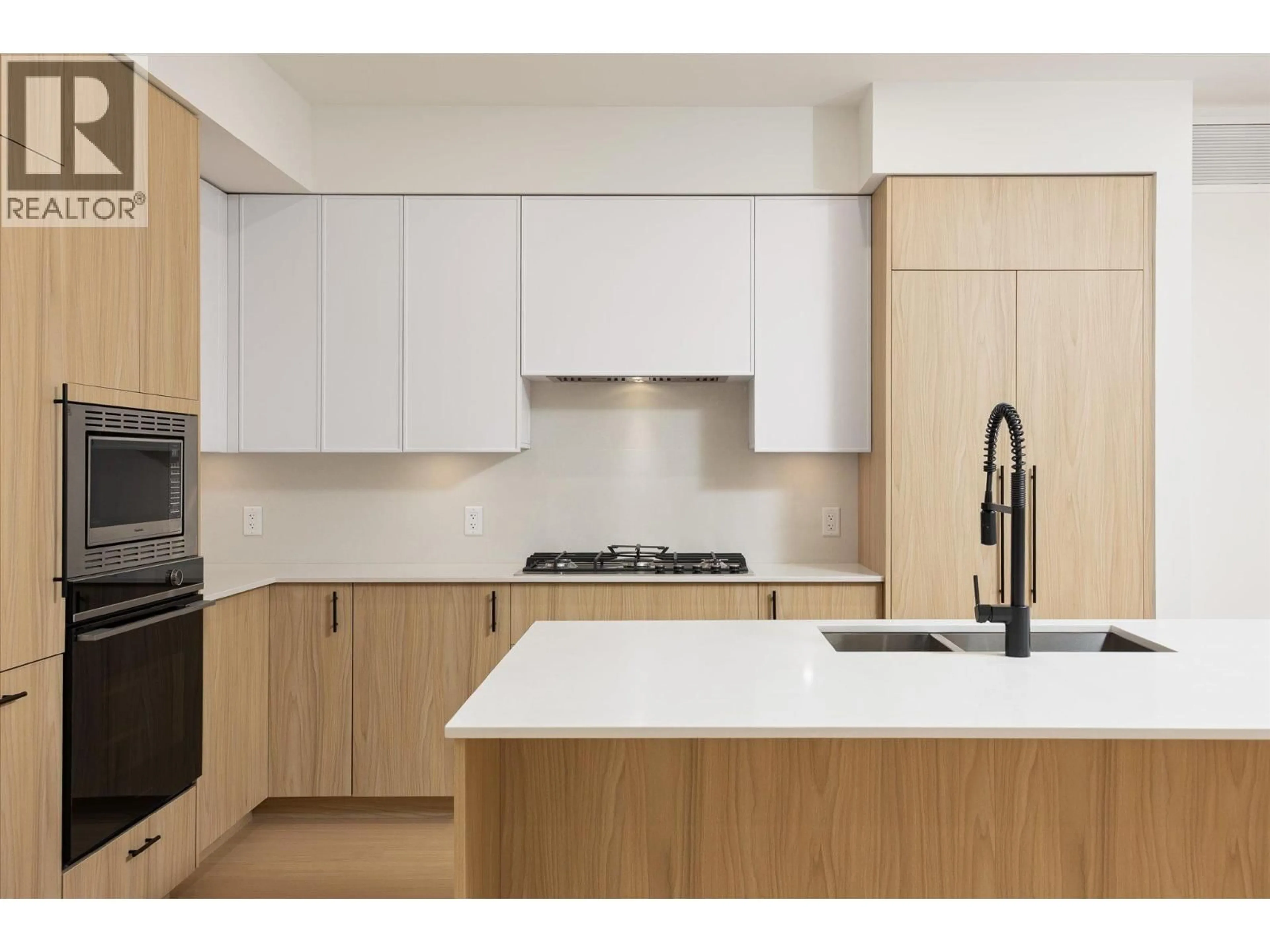 Unknown for 601 - 9654 BENCHLAND DRIVE, Lake Country British Columbia V4V0C5