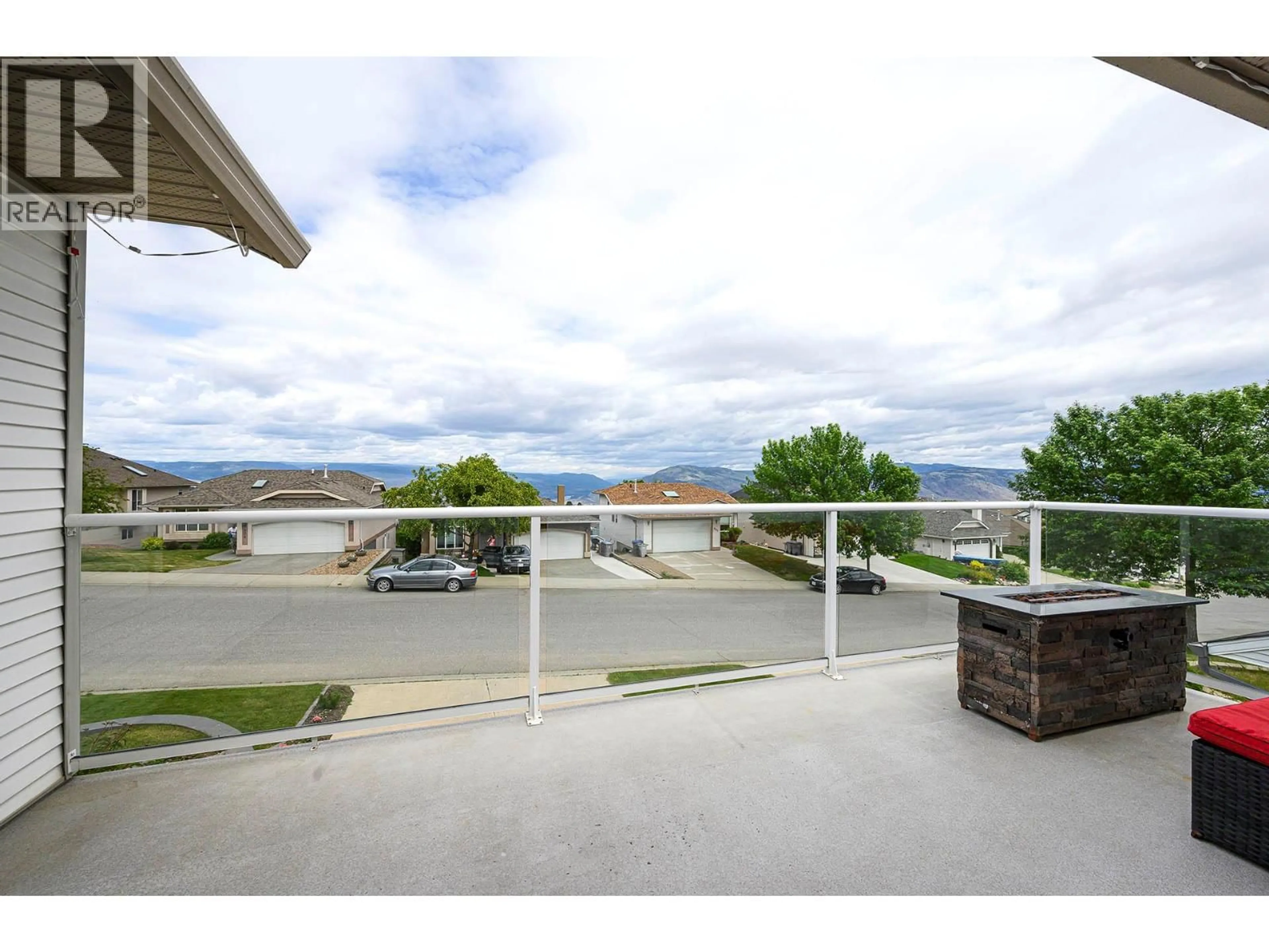 Patio, water/lake/river/ocean view for 891 REGENT CRESCENT, Kamloops British Columbia V1S1X1
