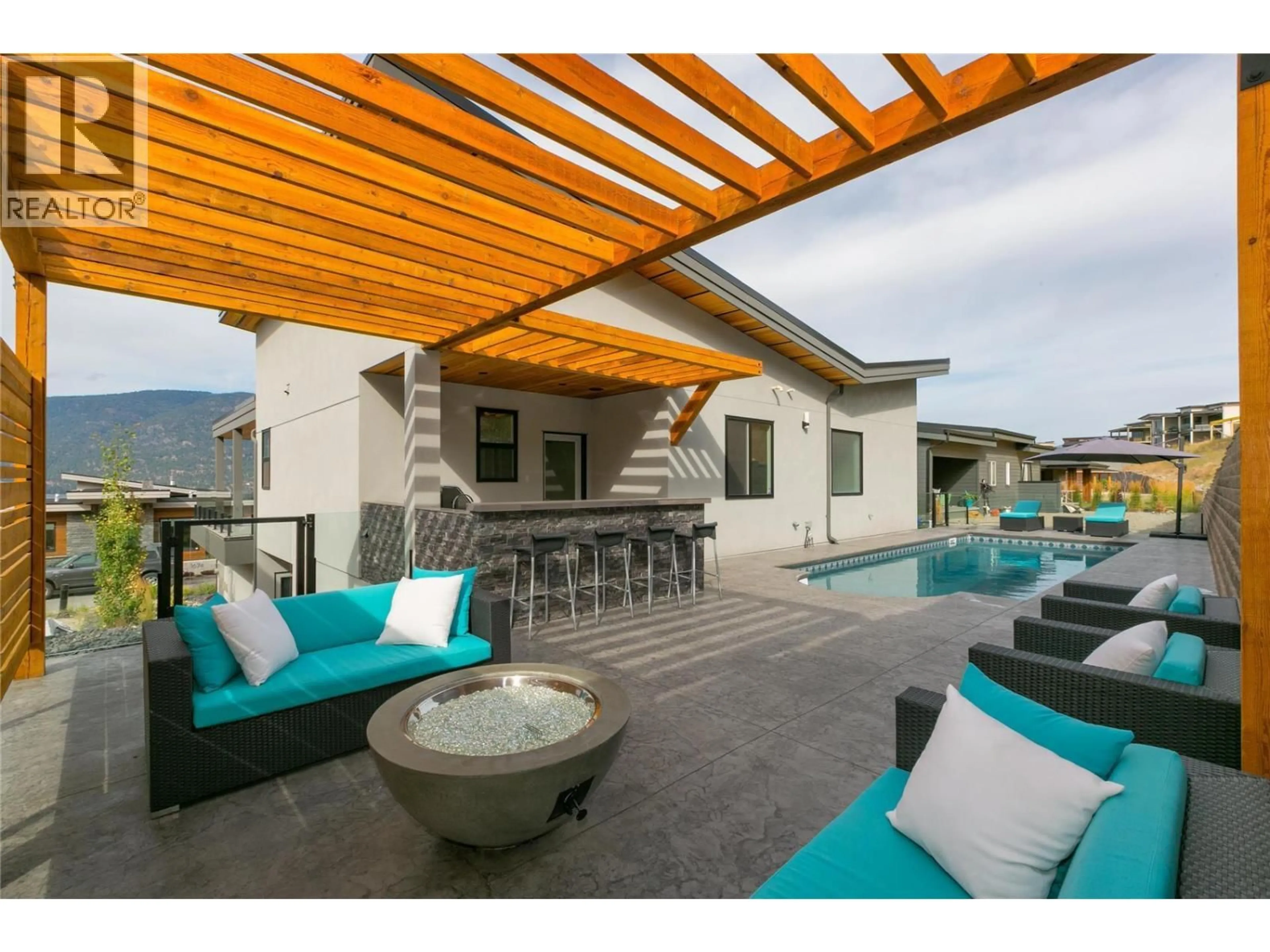 Patio, mountain view for 1673 TRAVERTINE DRIVE, Lake Country British Columbia V4V2T4