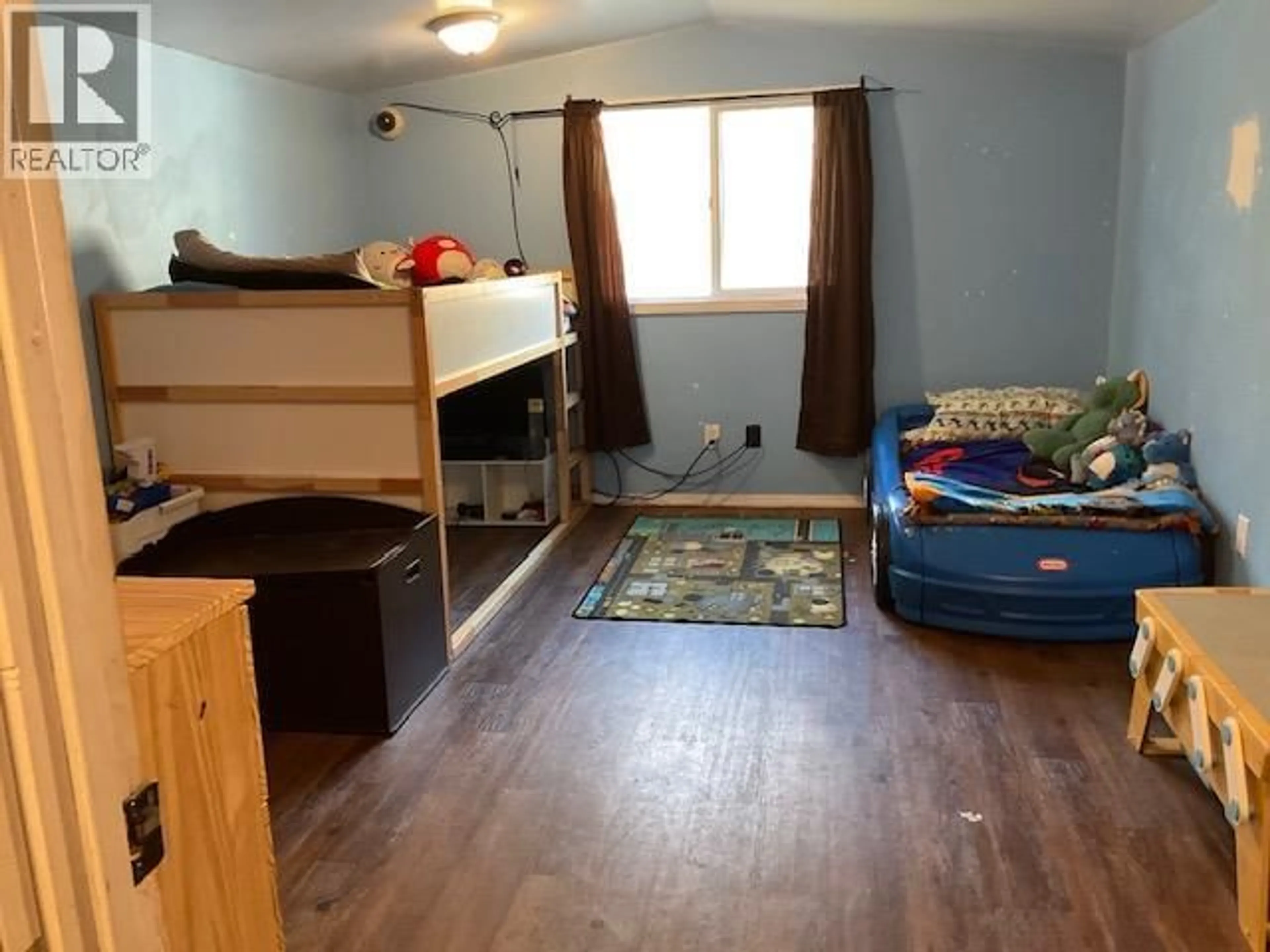 A pic of a room for 3 - 2011 HIGHWAY 3 OTHER, Hosmer British Columbia V0B1M5