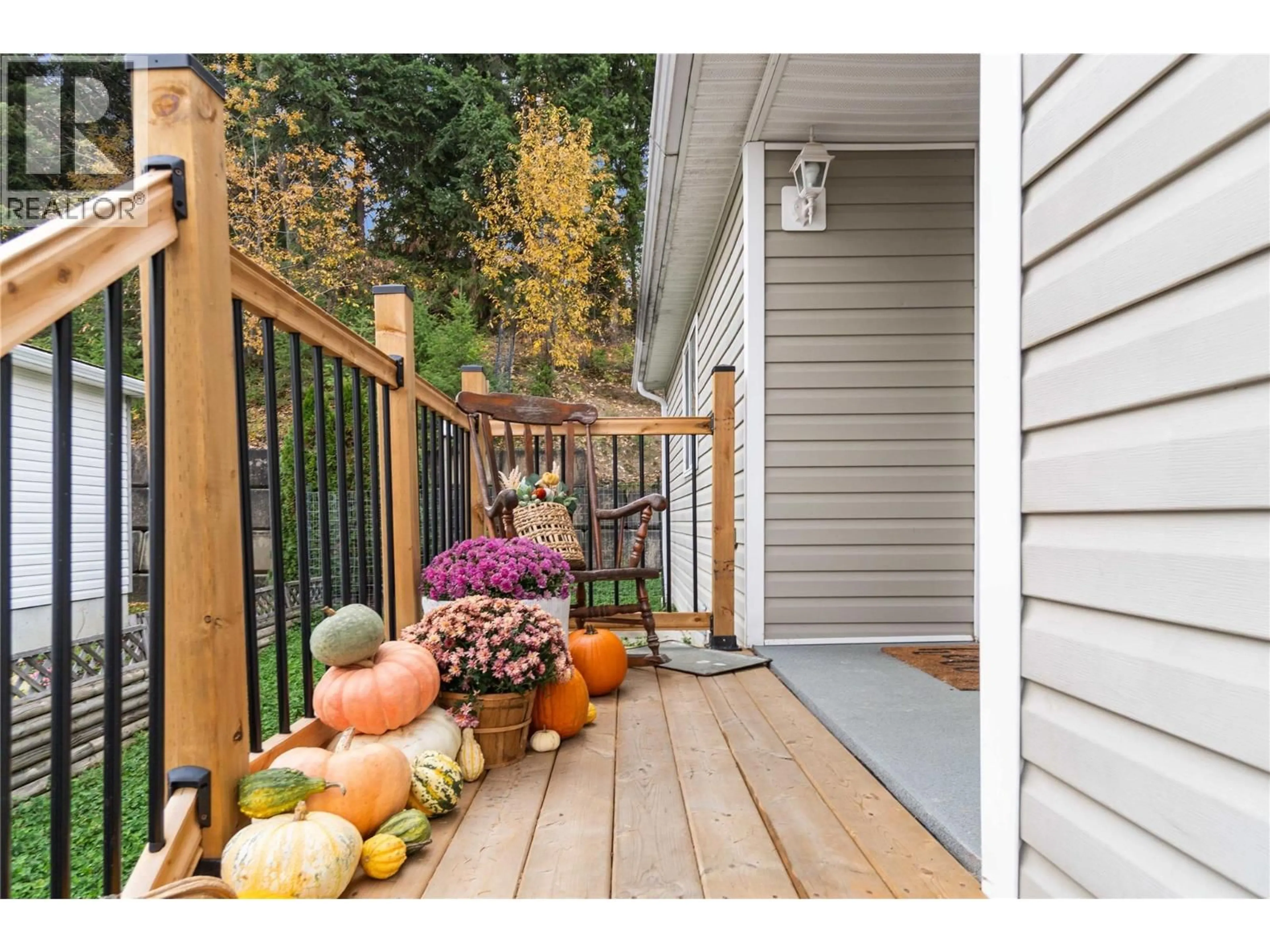 Unknown for 27 - 900 10 AVENUE SOUTHEAST, Salmon Arm British Columbia V1E2W6