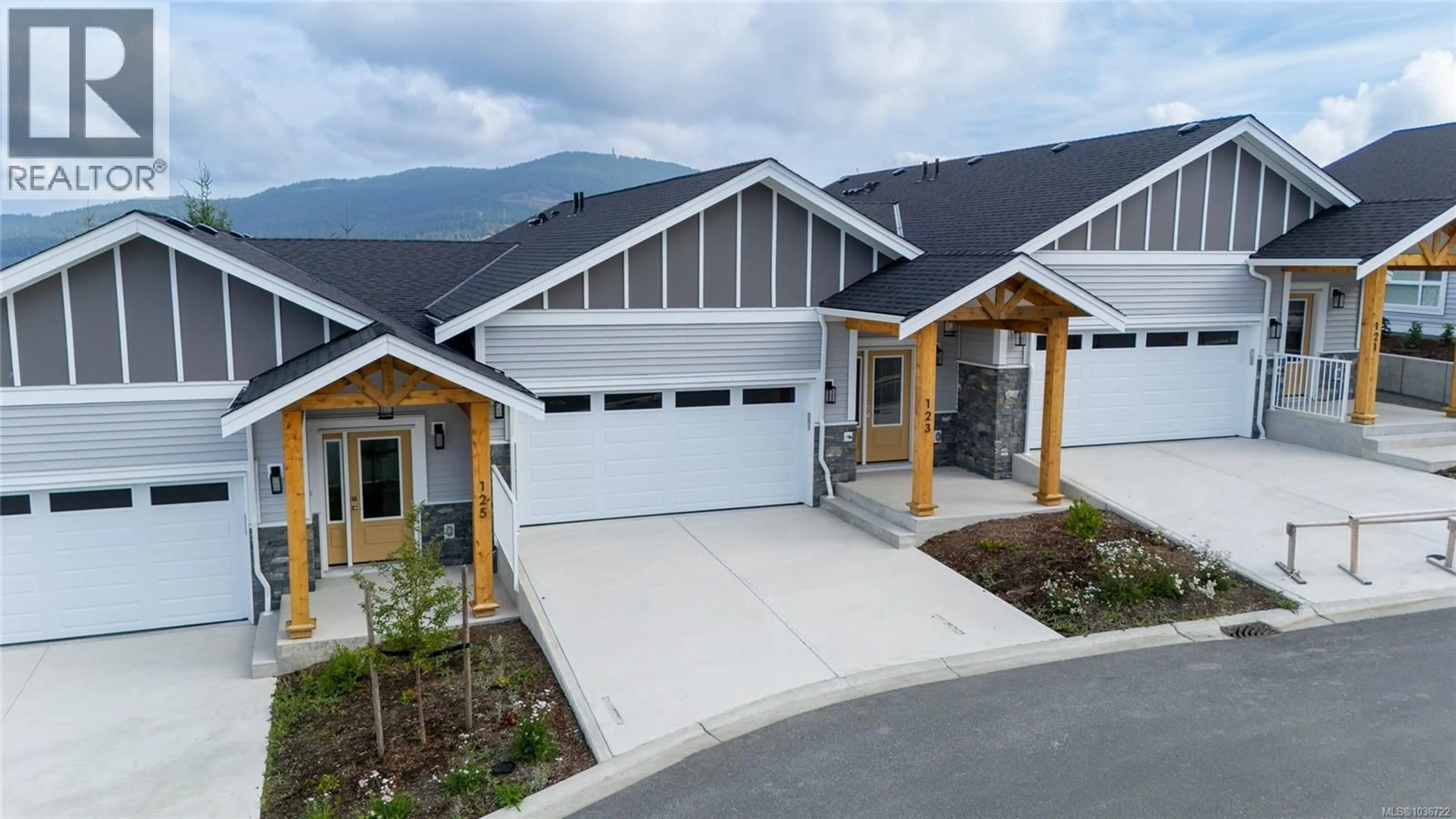 Home with vinyl exterior material, mountain view for 123 - 3257 WOODRUSH DRIVE, Duncan British Columbia V9L0J9