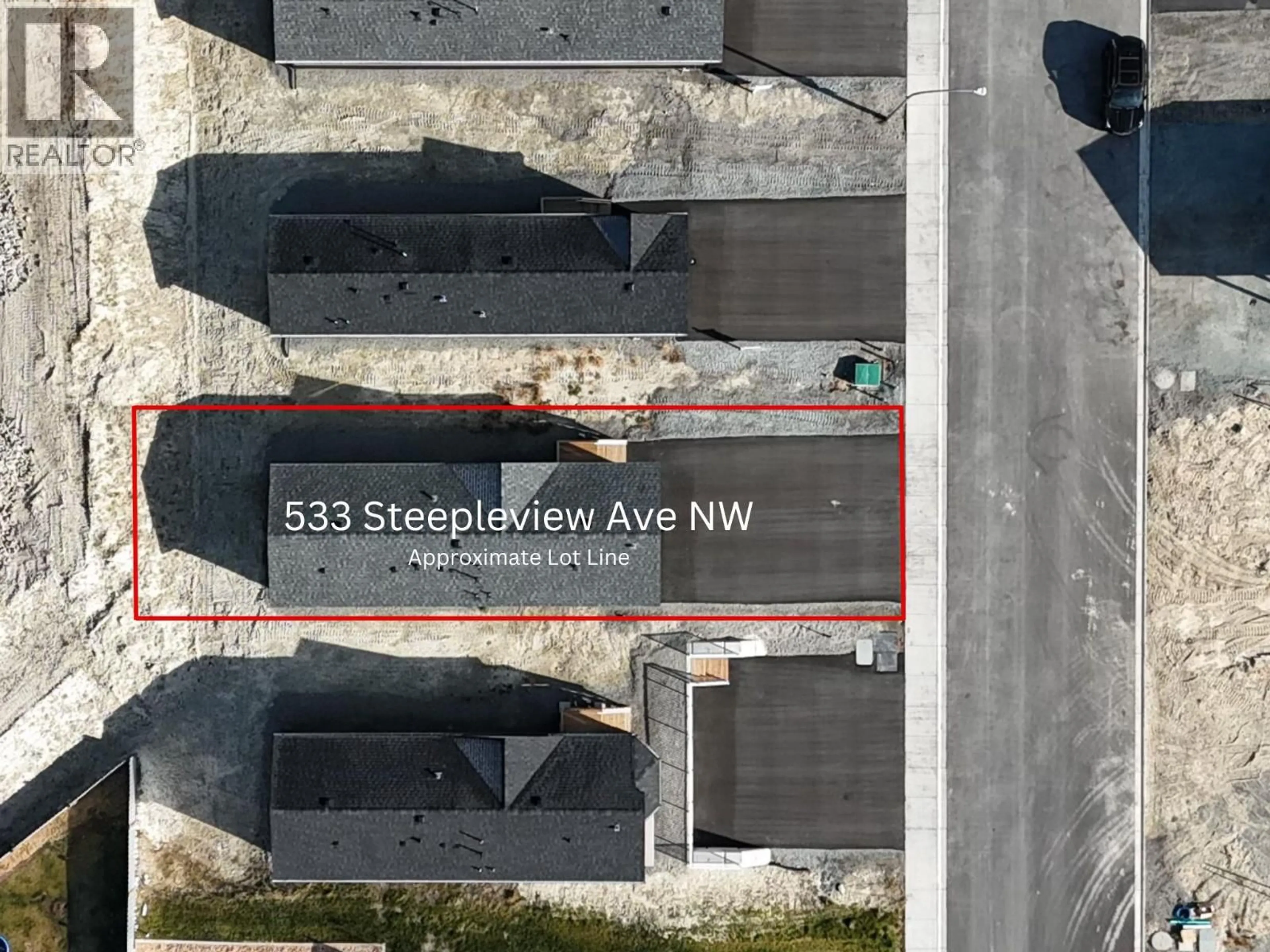 A pic from outside/outdoor area/front of a property/back of a property/a pic from drone, street for 533 STEEPLEVIEW AVENUE NORTHWEST, Cranbrook British Columbia V1C5L3