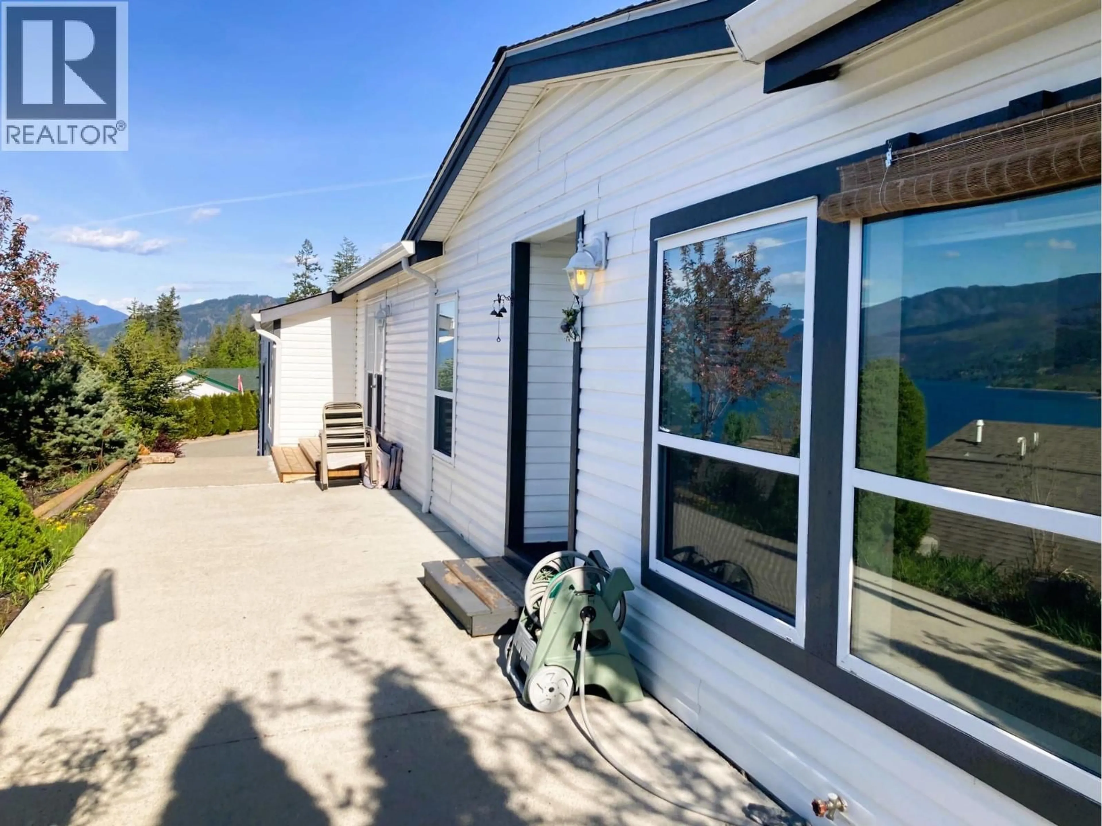Home with vinyl exterior material, water/lake/river/ocean view for 63 - 1510 TRANS CANADA HIGHWAY, Sorrento British Columbia V0E2W2