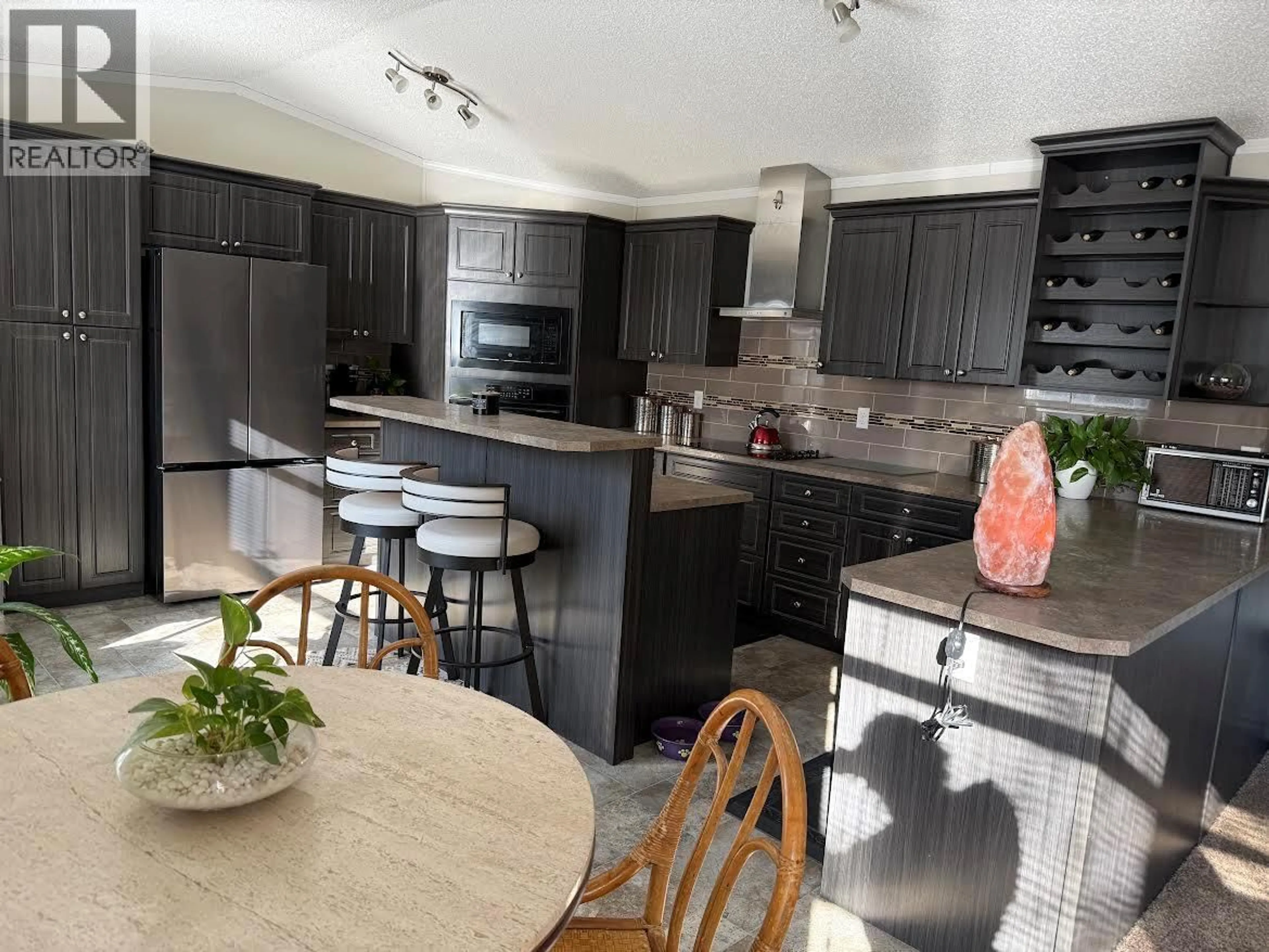 Open concept kitchen, ceramic/tile floor for 33 - 100 ASPEN DRIVE DRIVE, Sparwood British Columbia V0B2G1
