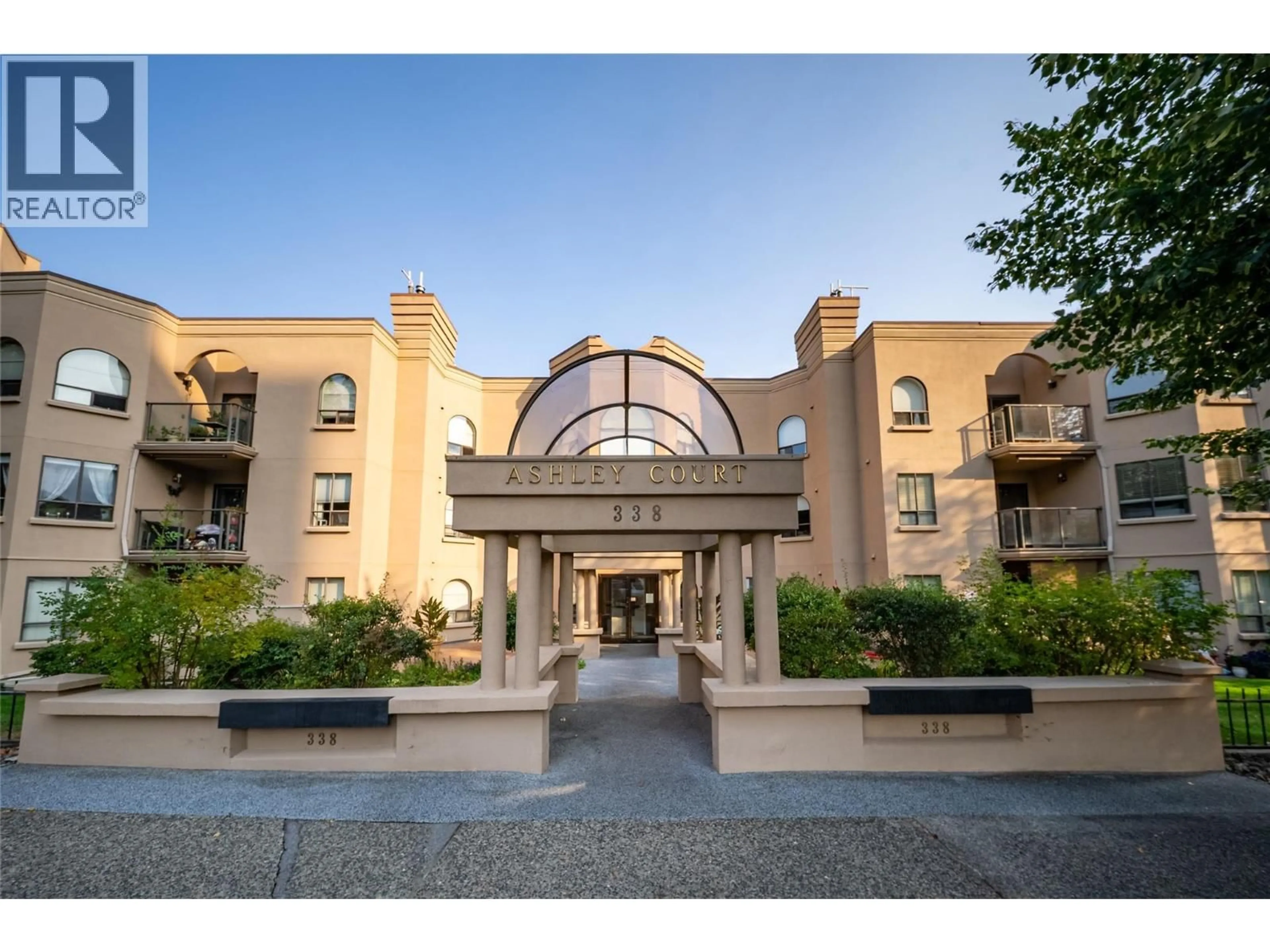 Indoor foyer for 108 - 338 NICOLA STREET, Kamloops British Columbia V2C2P5