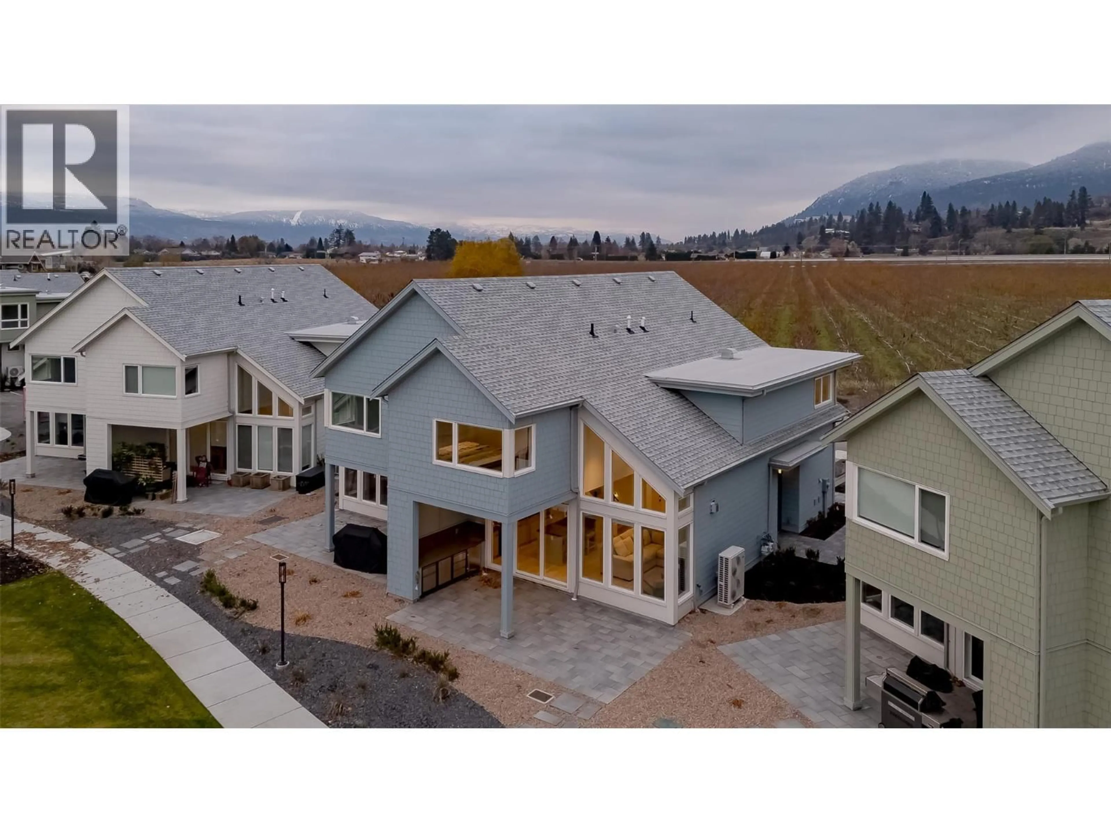 A pic from outside/outdoor area/front of a property/back of a property/a pic from drone, mountain view for 3040 LANDRY CRESCENT, Summerland British Columbia V0H1Z9