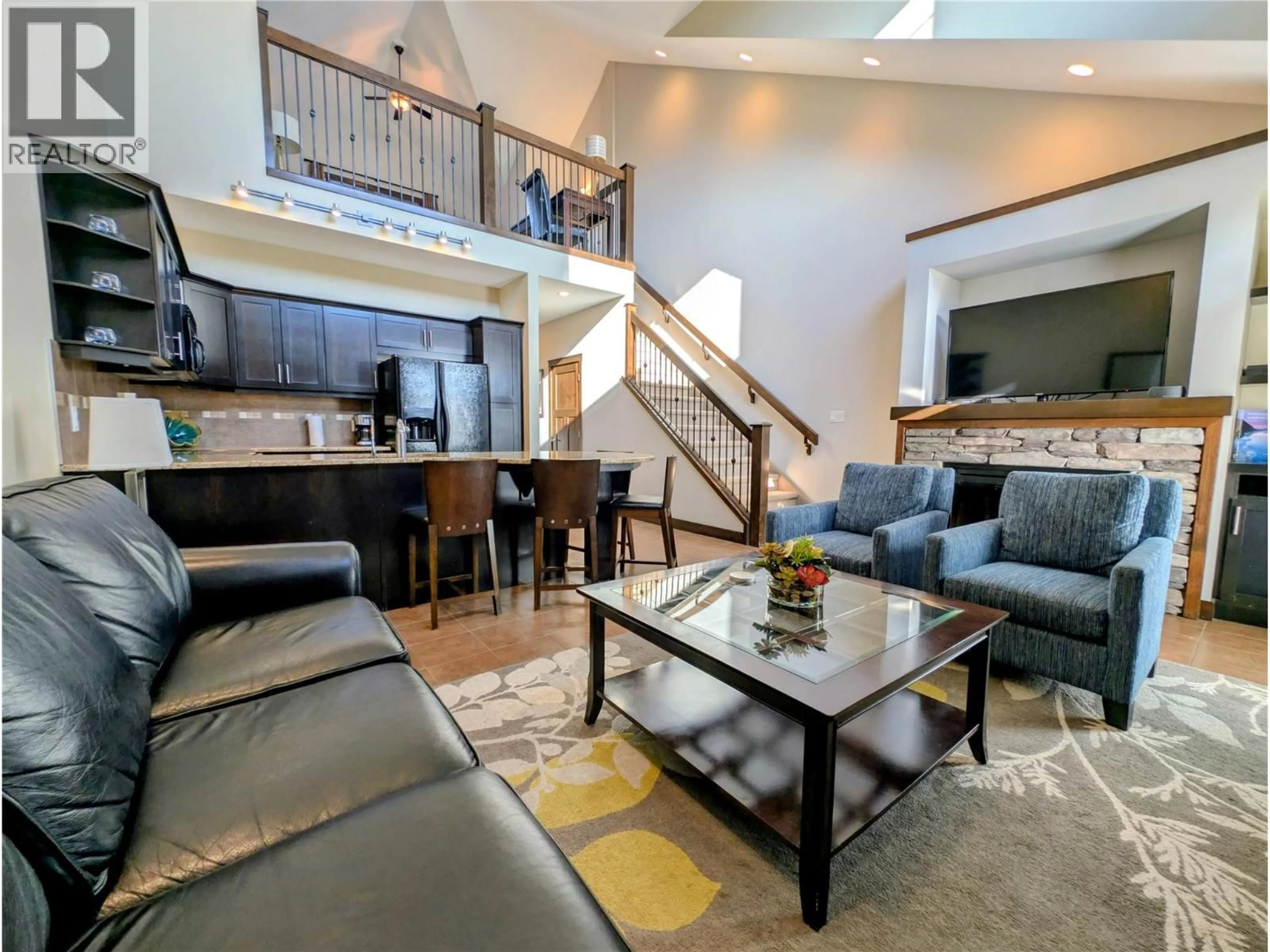 Living room with furniture, unknown for 835B - 800 BIGHORN BOULEVARD, Radium Hot Springs British Columbia V0A1M0