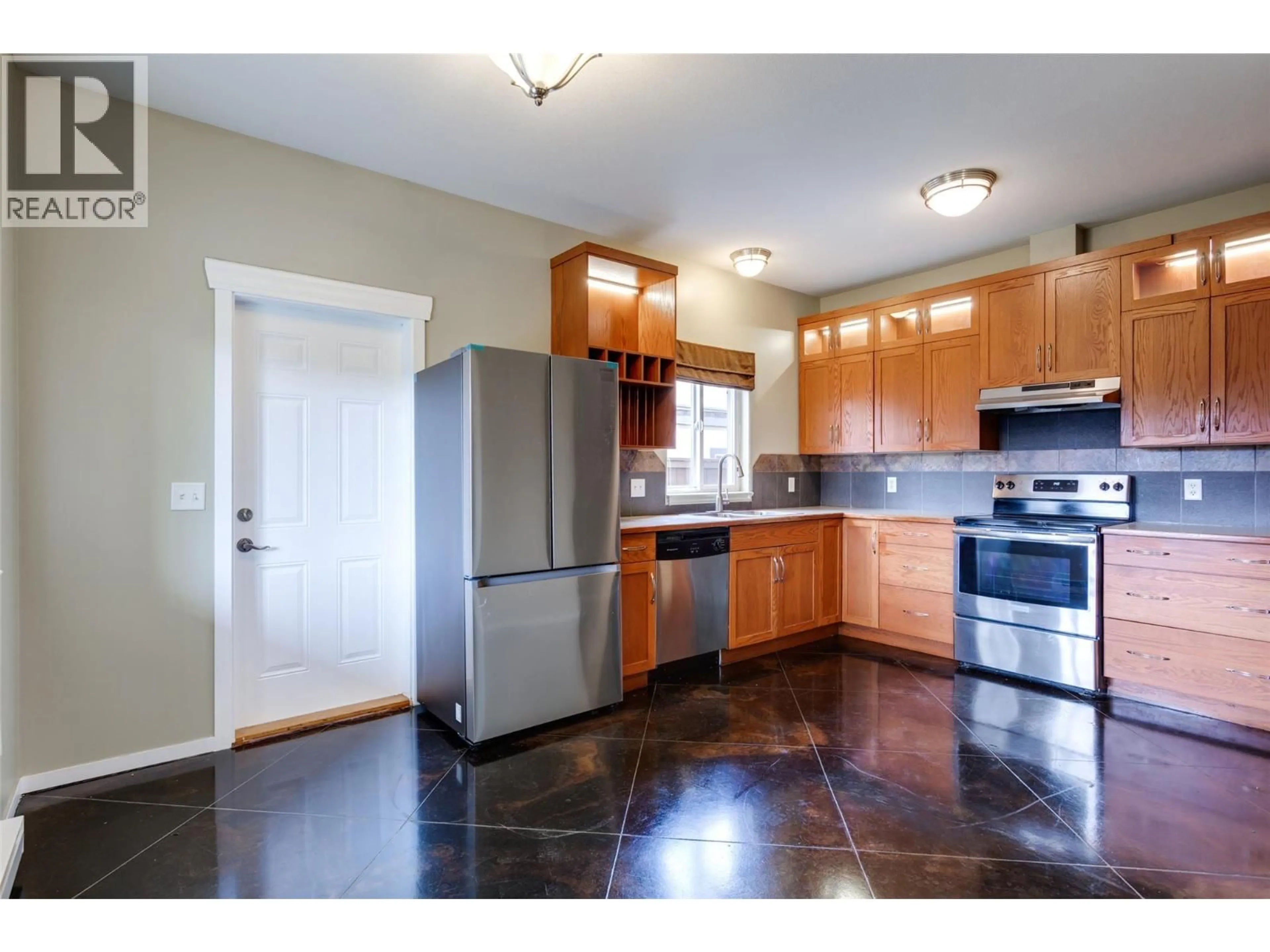 Unknown for 860 GLENWOOD AVENUE, Kelowna British Columbia V1Y5M5