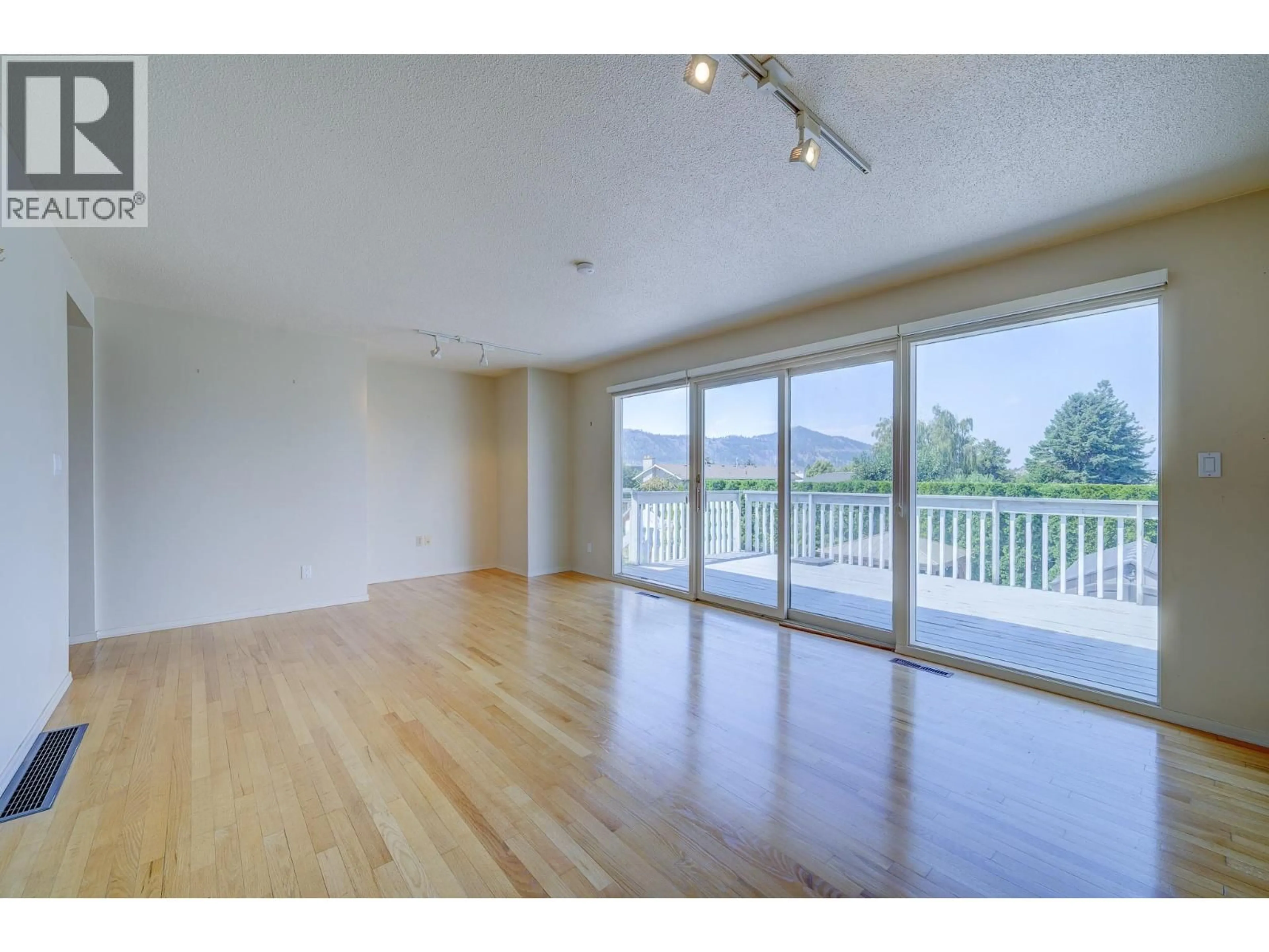 A pic of a room for 1262 GIBRALTAR WYND, Kamloops British Columbia V2C1S7