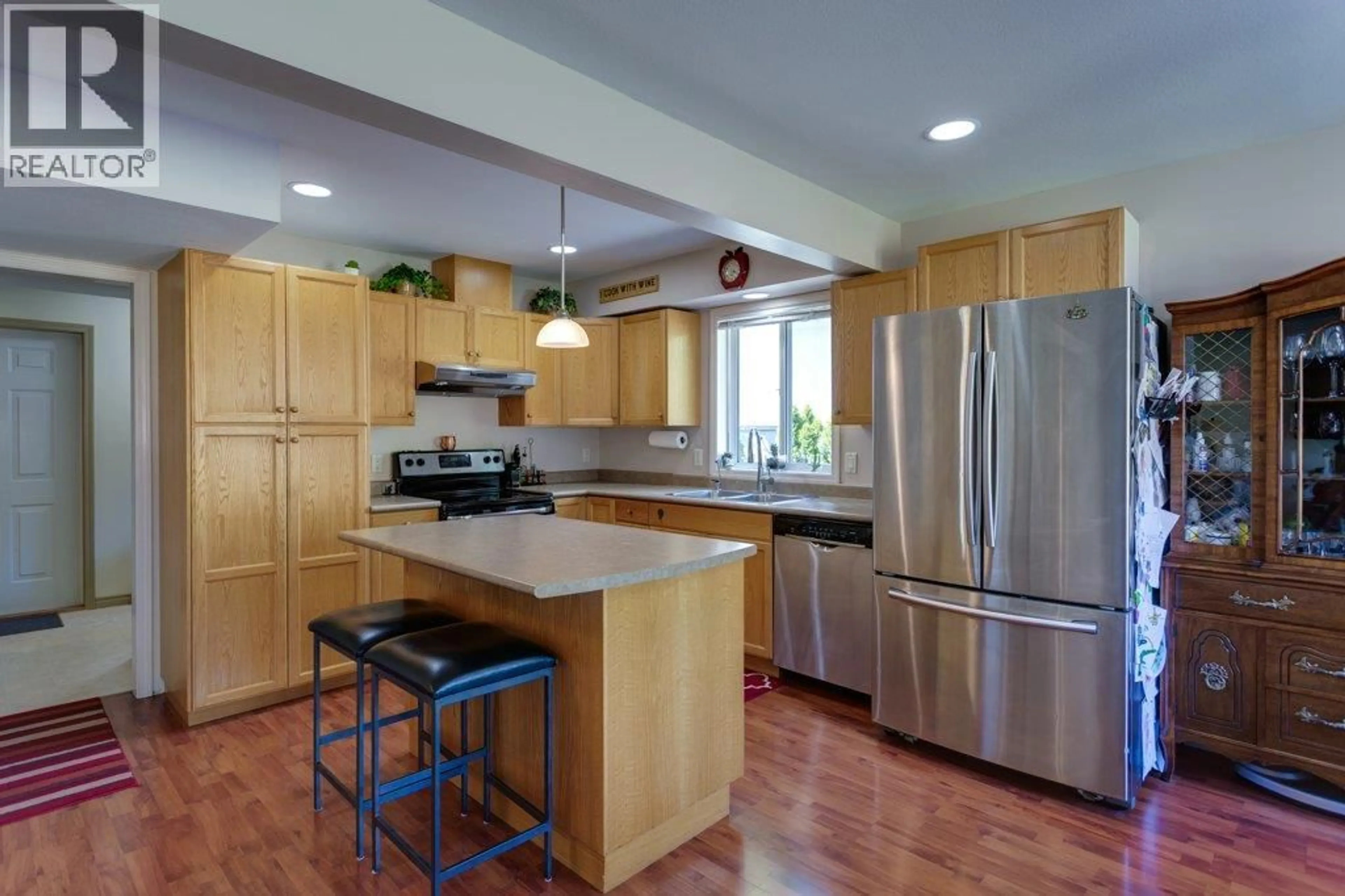 Open concept kitchen, unknown for 4541 GORDON DRIVE, Kelowna British Columbia V1W1T3