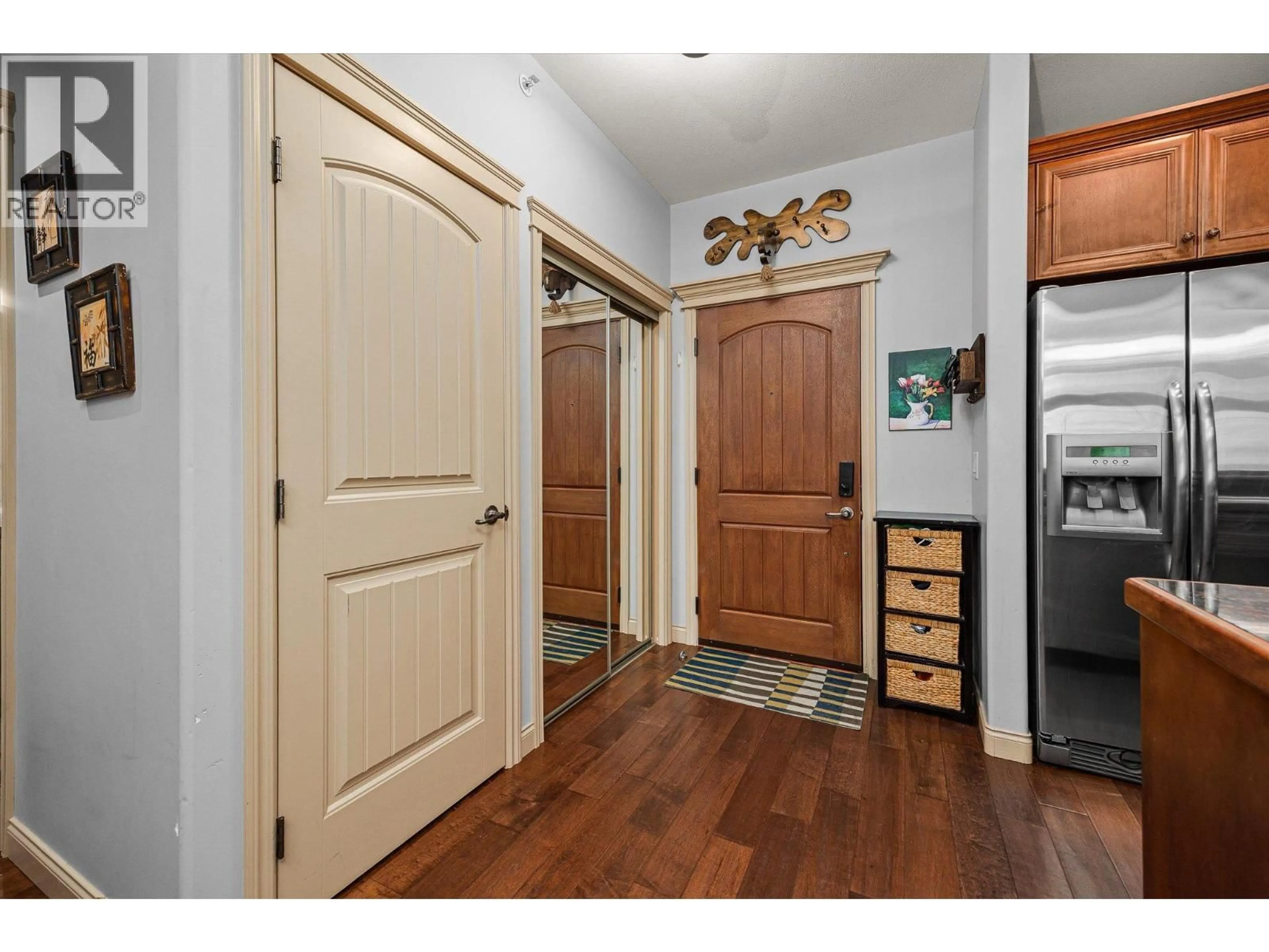 Indoor entryway for 307 - 2770 AUBURN ROAD, West Kelowna British Columbia V4T4C2