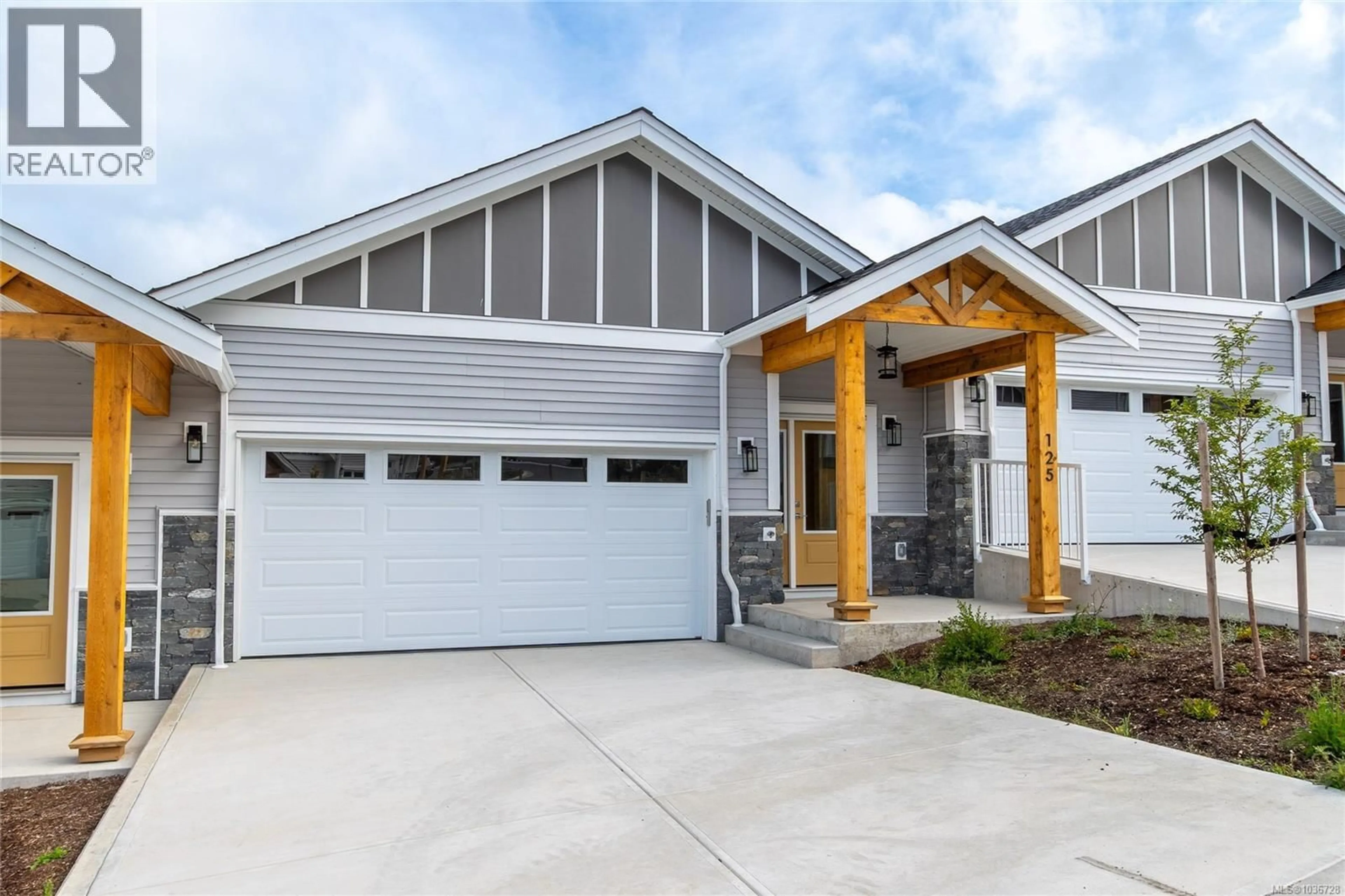 Home with vinyl exterior material, street for 125 - 3257 WOODRUSH DRIVE, Duncan British Columbia V9L0J9