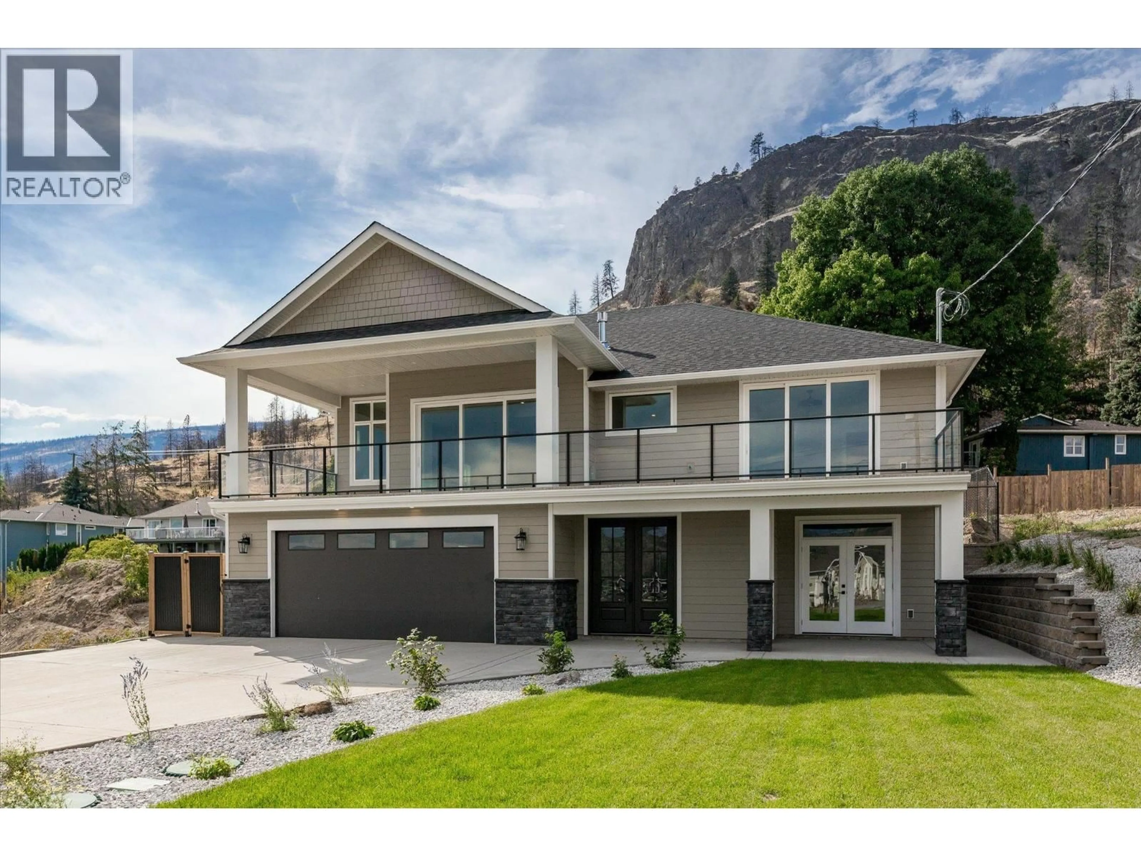 Home with vinyl exterior material, mountain view for 167 HELDON COURT, West Kelowna British Columbia V1Z3S5