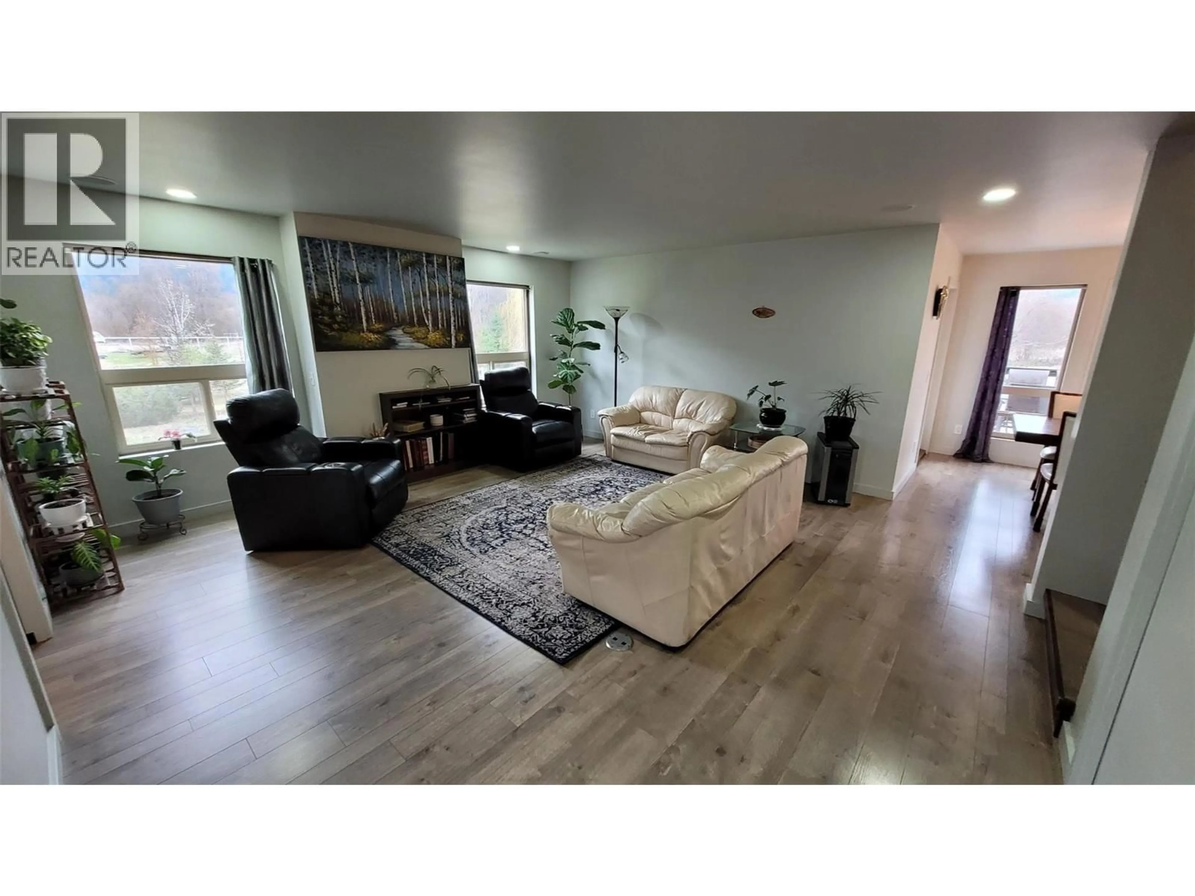 A pic of a room for 6177 12TH STREET, Grand Forks British Columbia V0H1H0